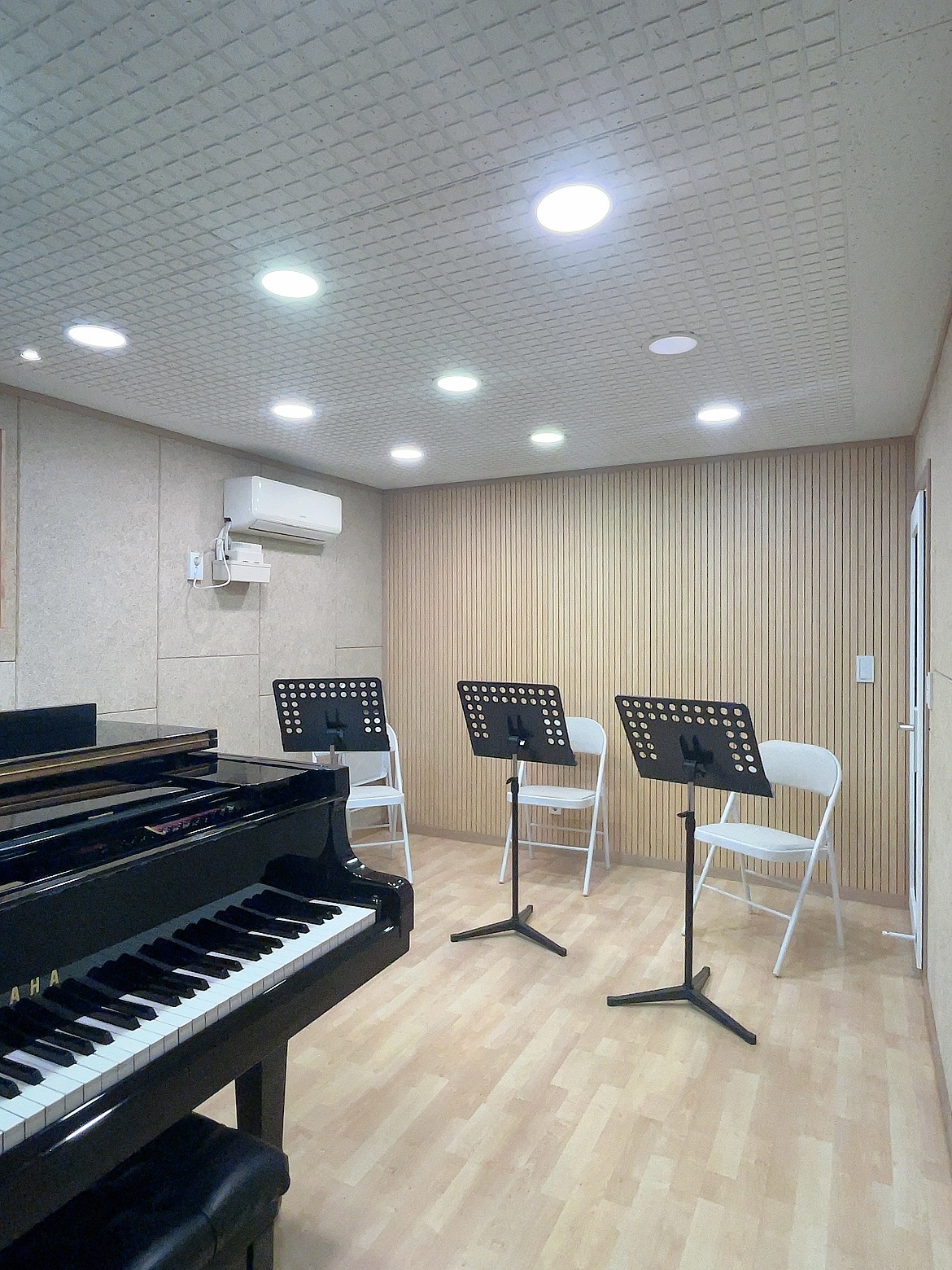 3번째 스튜디오 사진