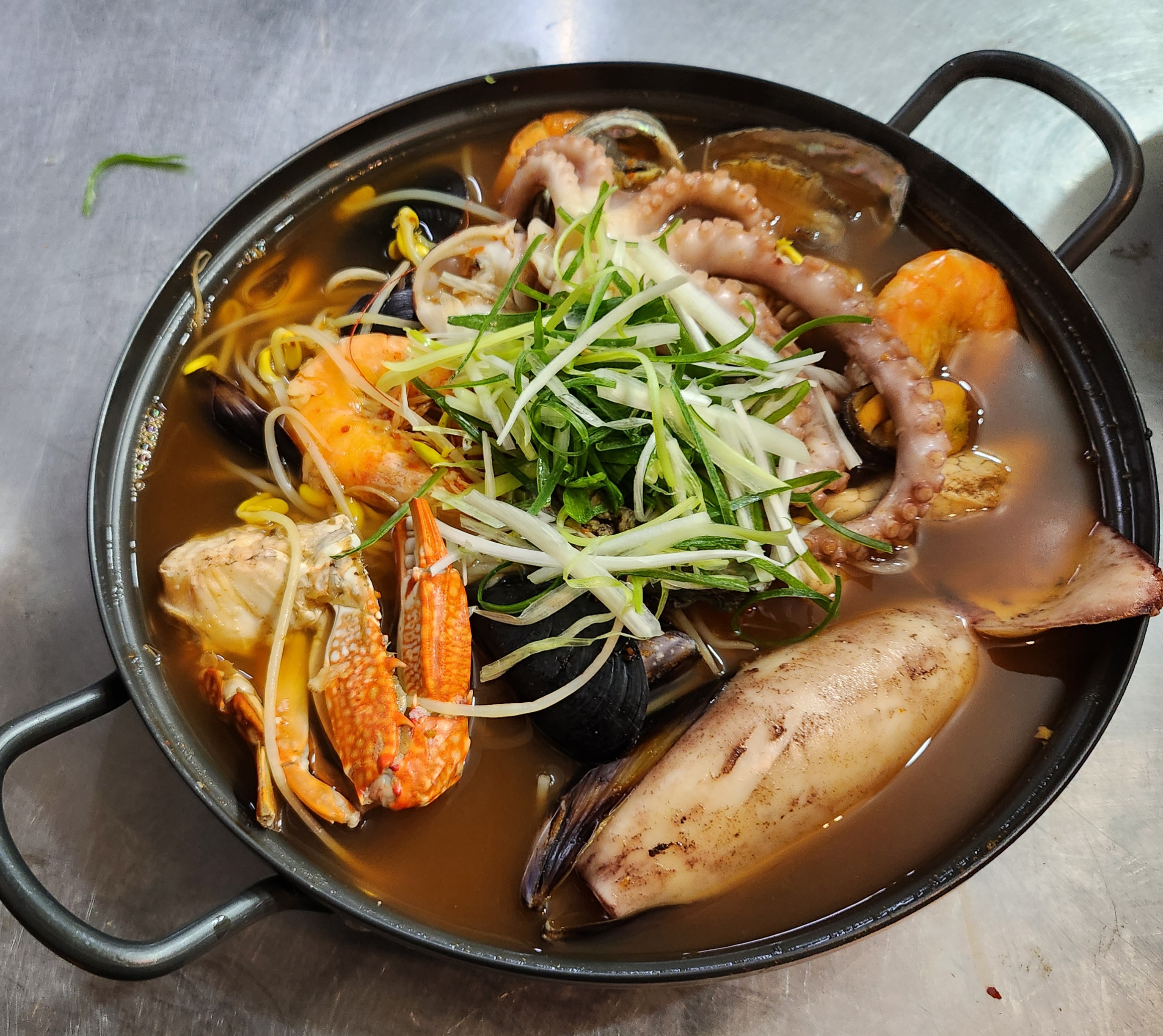 엄지전복해물찜 본점