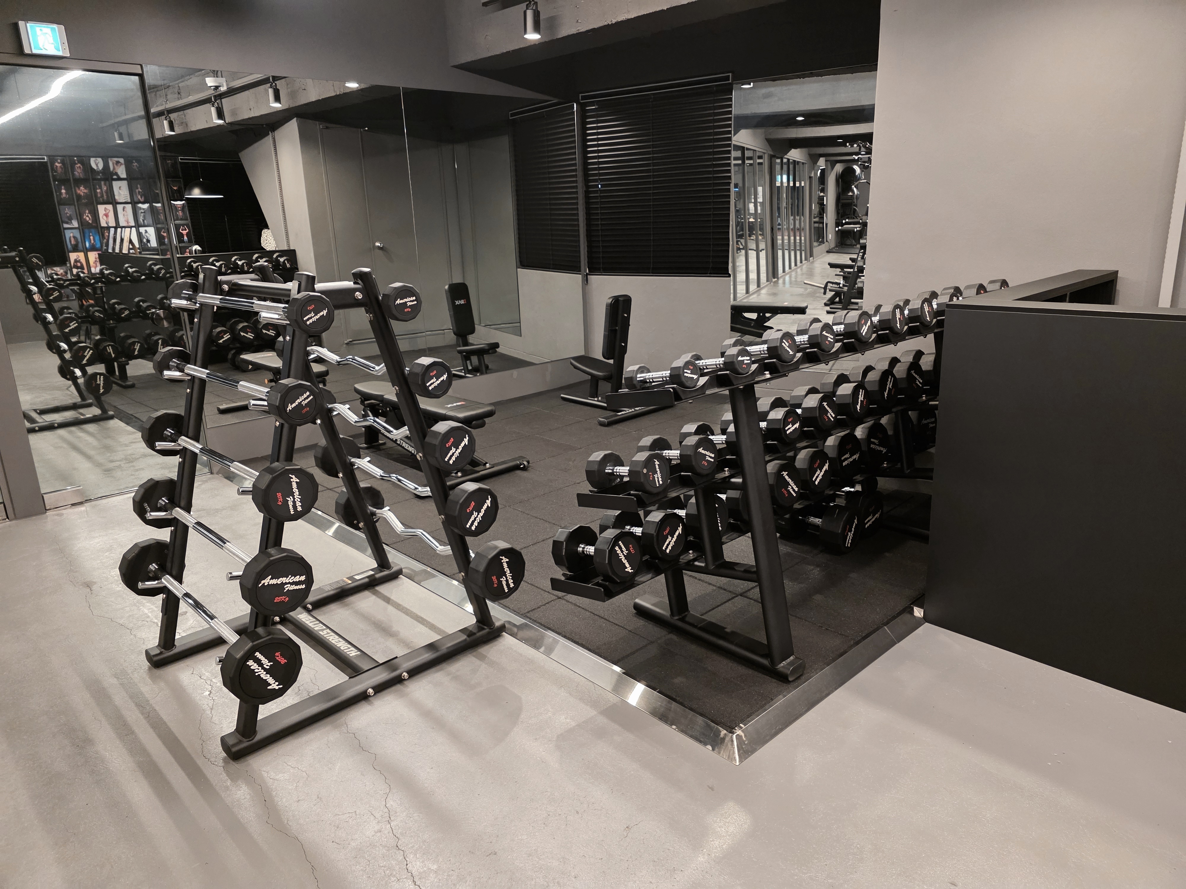 리즈휘트니스 이미지