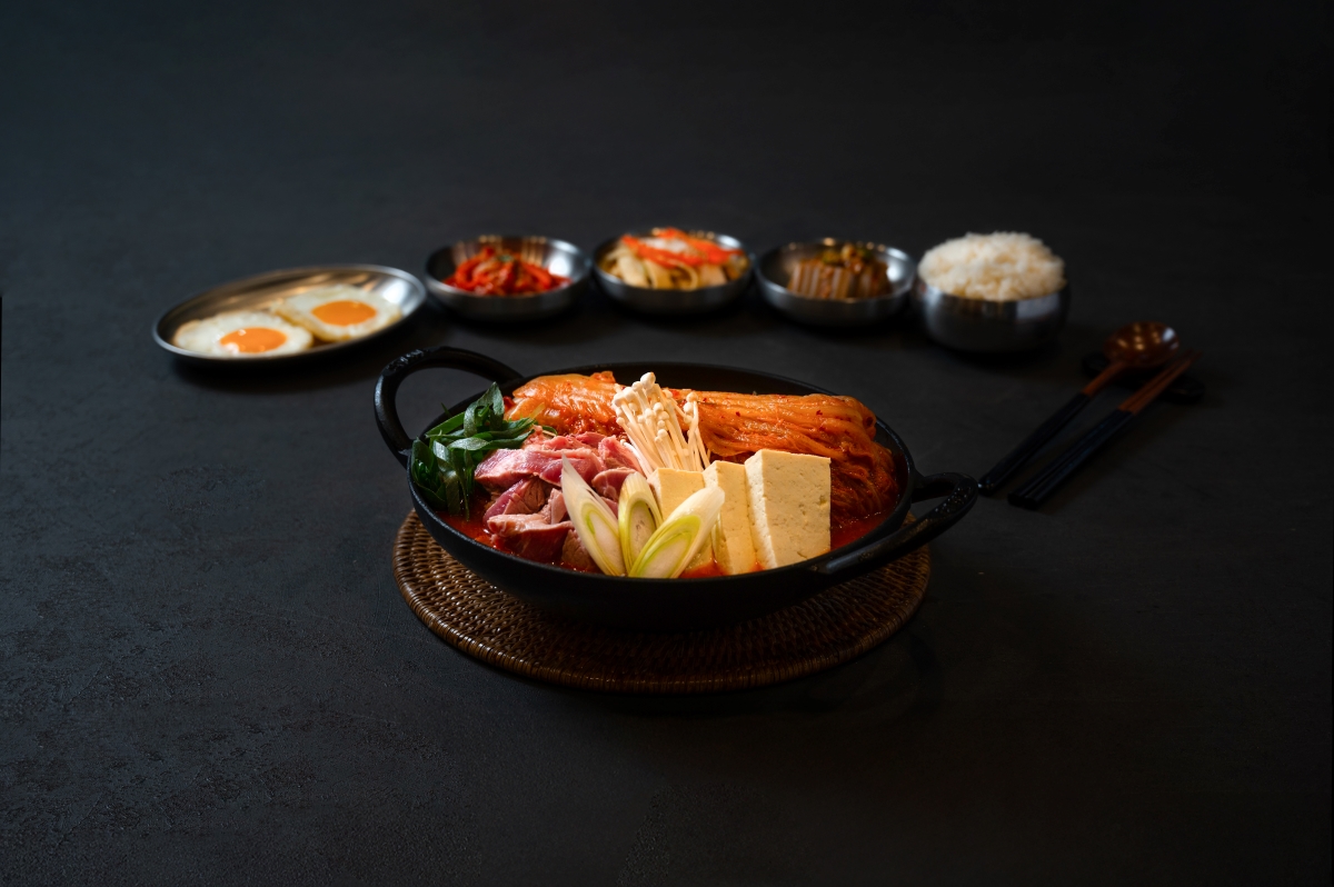 도니랑김치생삼겹 마곡나루역점