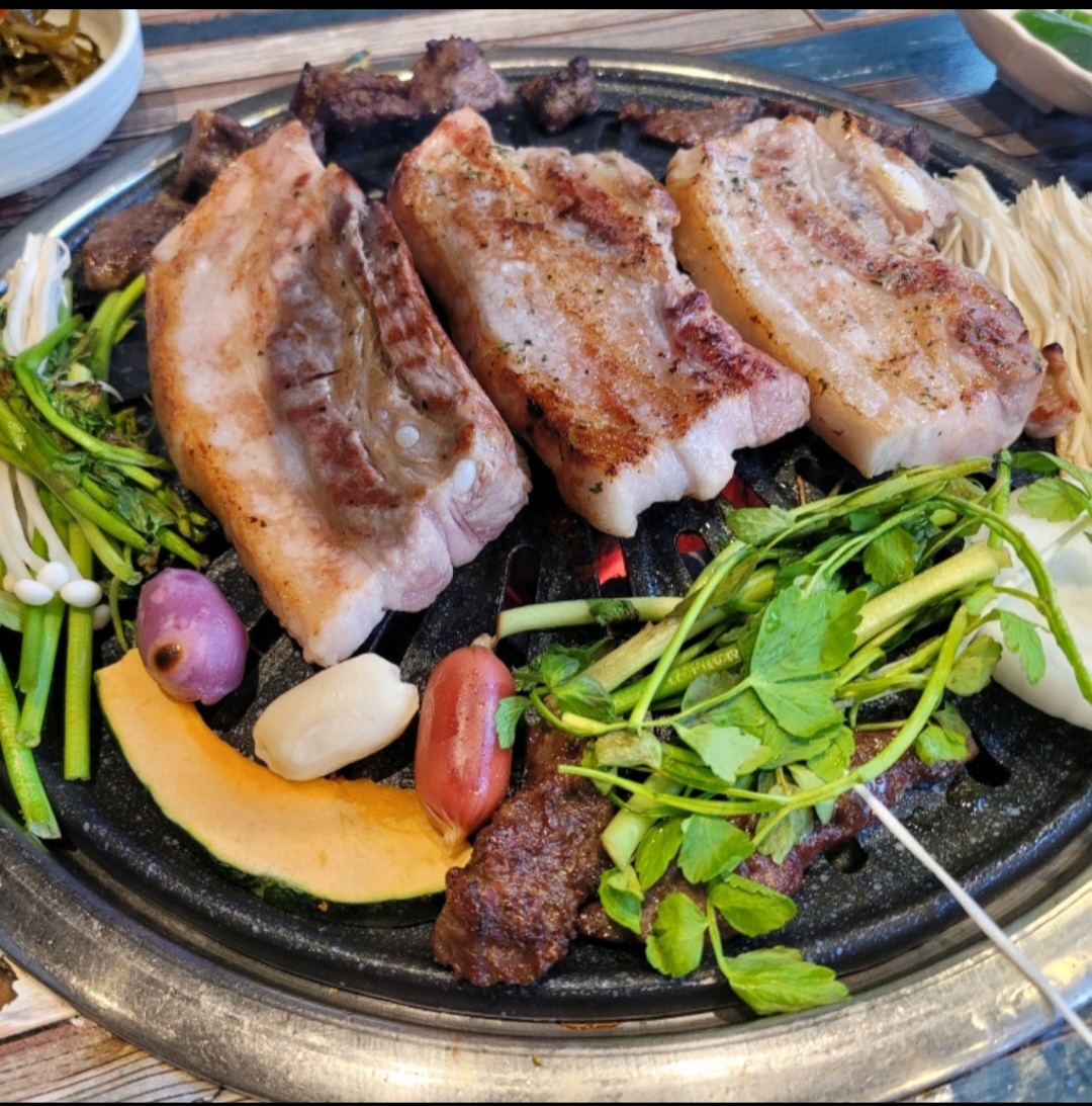 더도이축산직영점 인계점