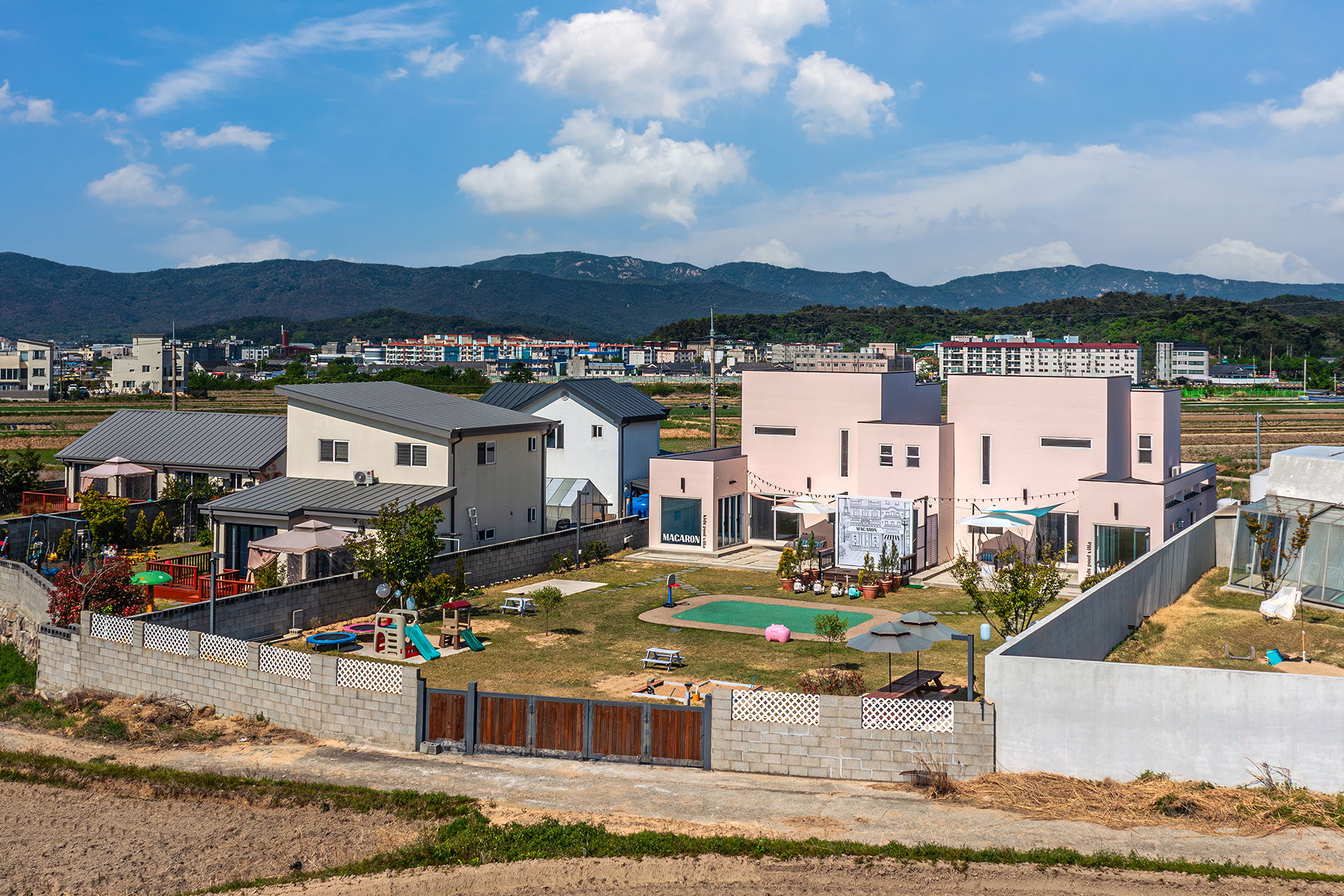 마카롱 키즈 풀빌라 펜션