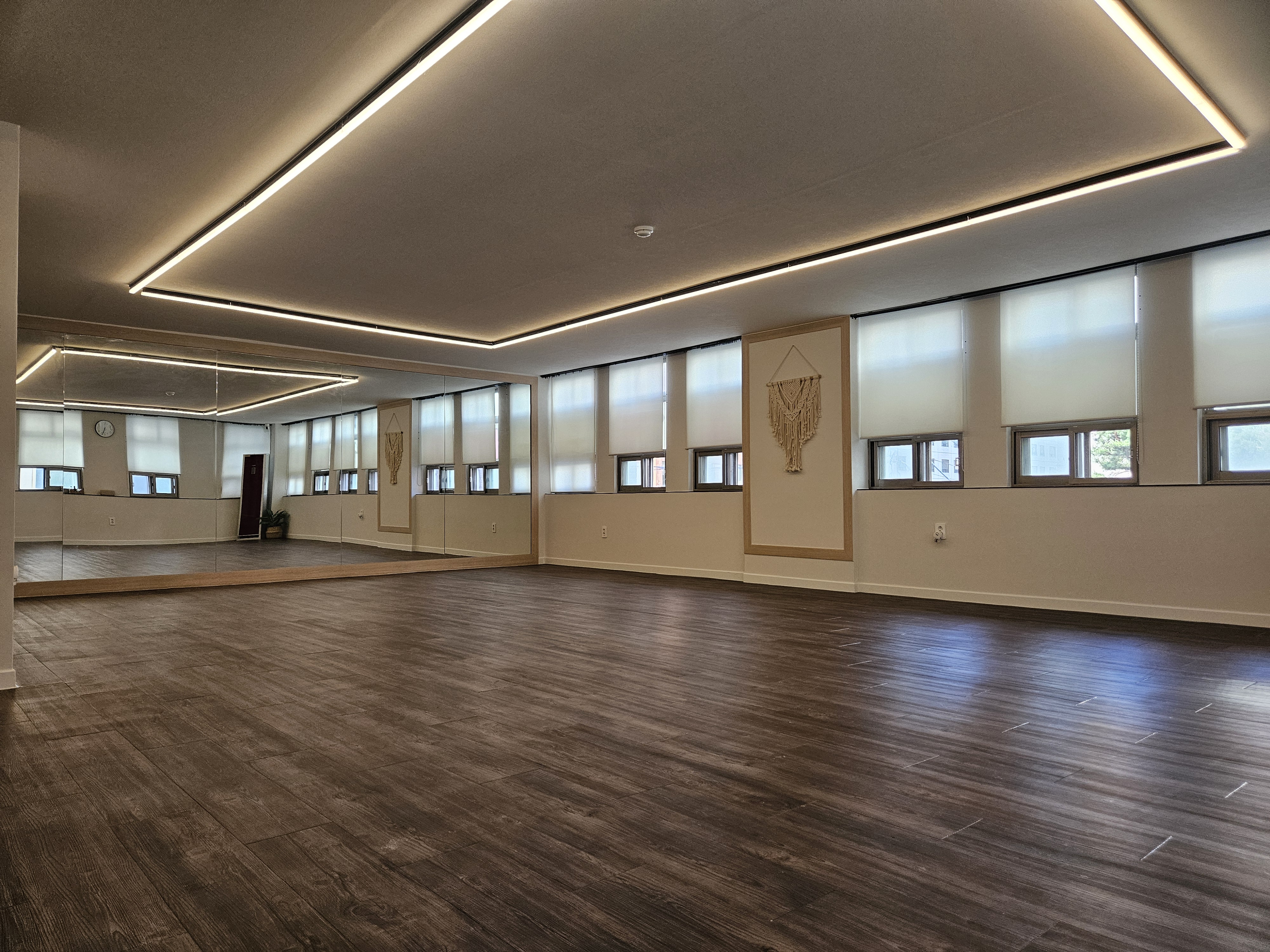 요가퀘렌시아 대표 이미지