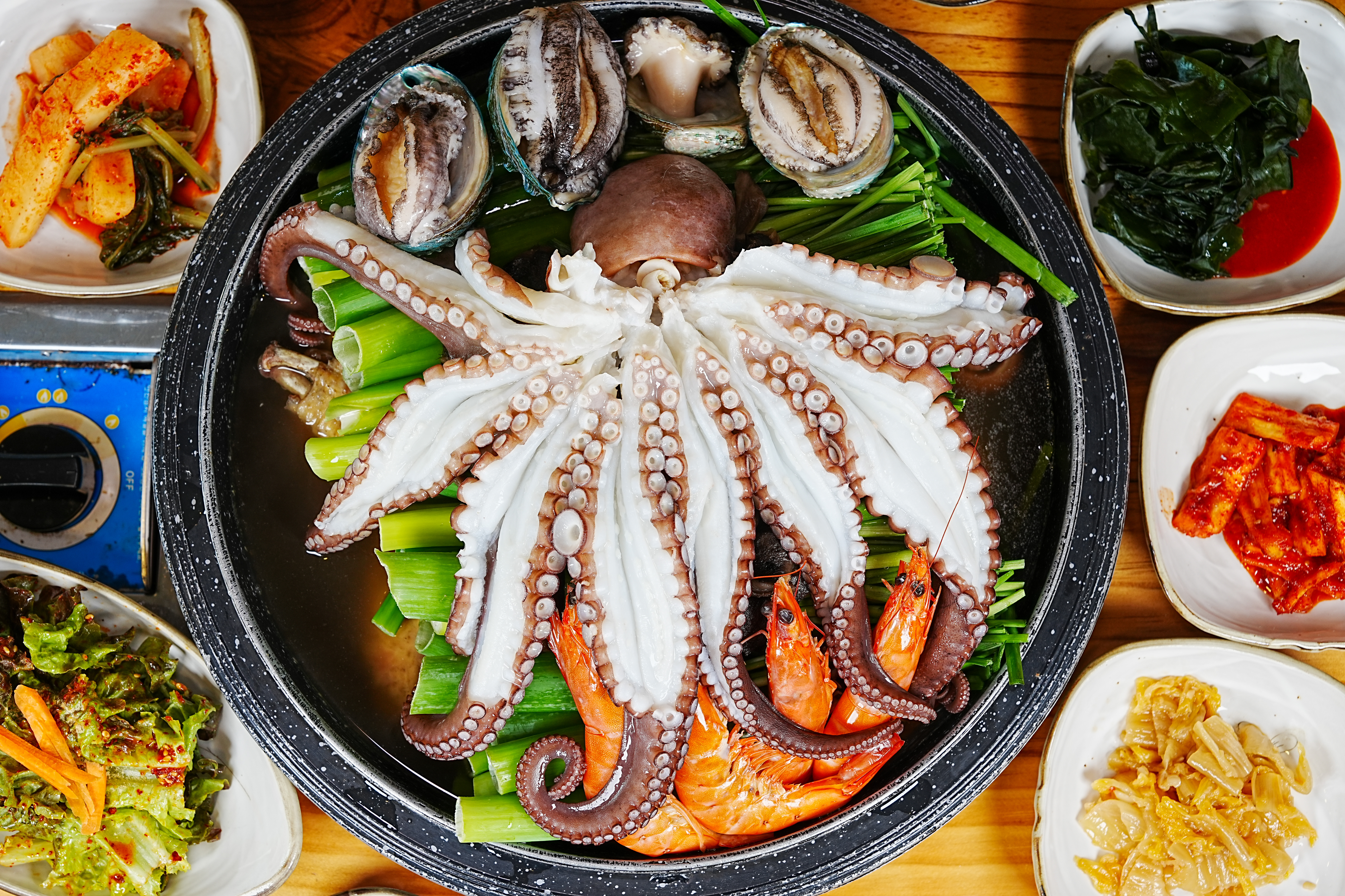 놀부능이버섯백숙 사진 2