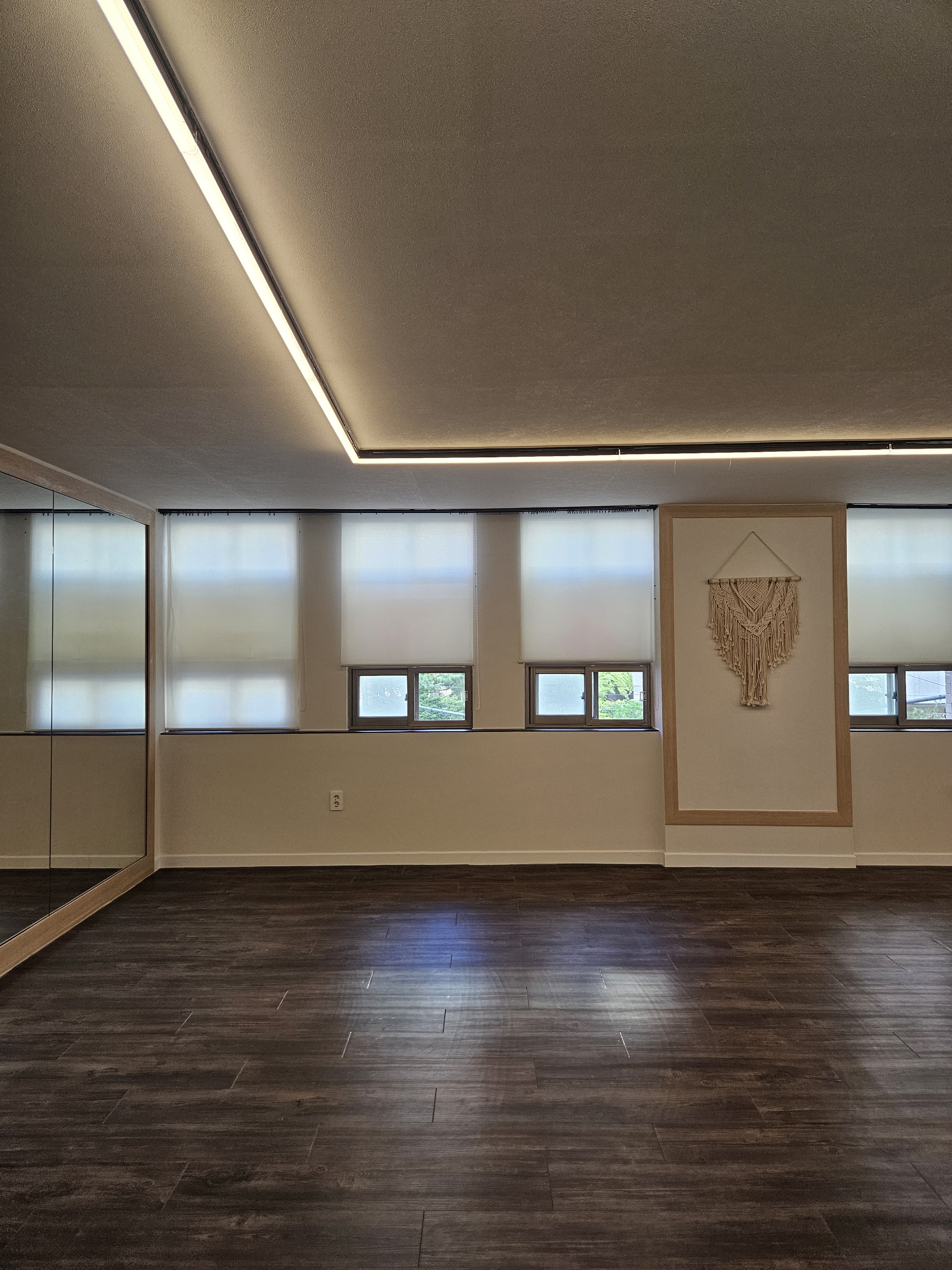 요가퀘렌시아 대표 이미지