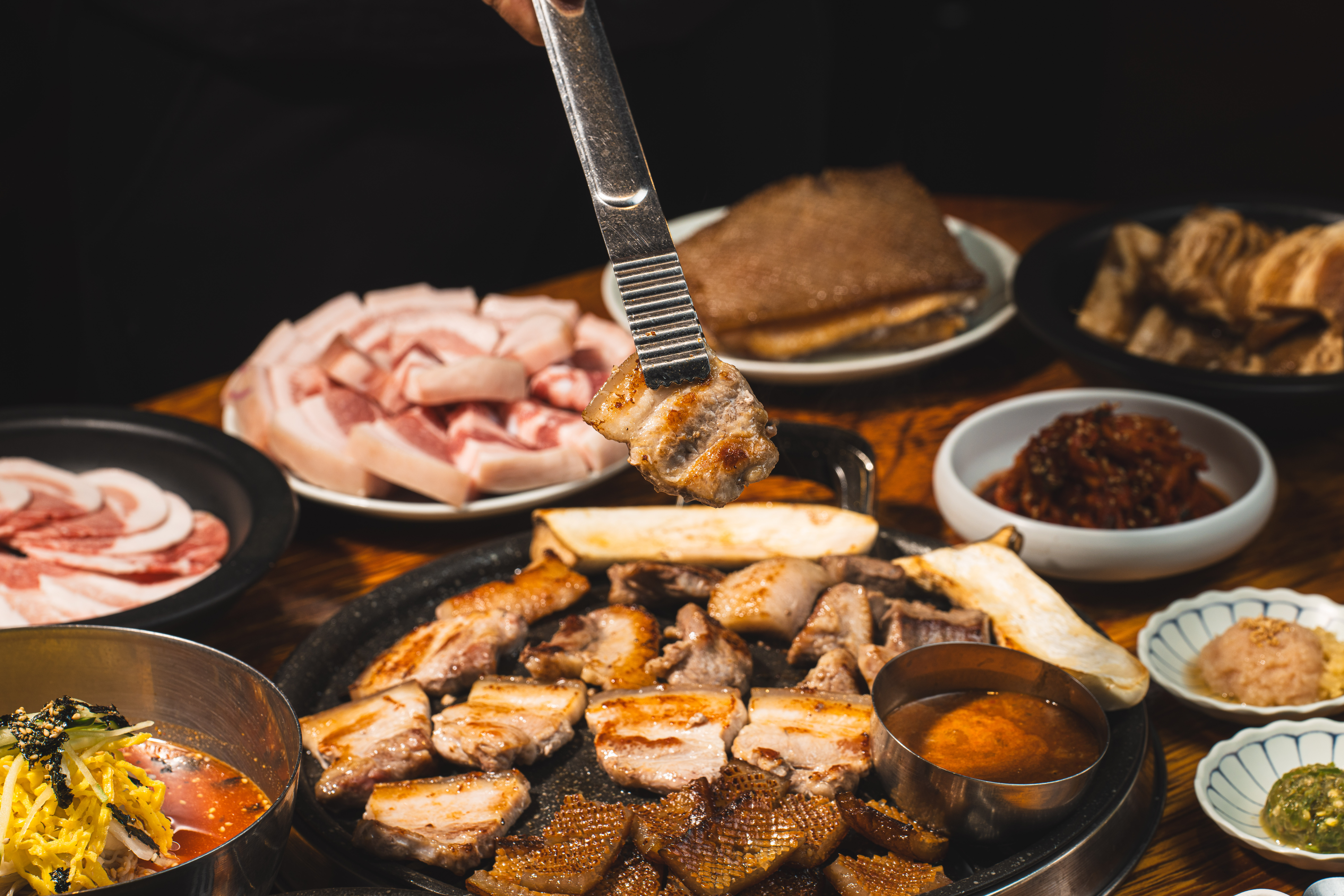 초필살돼지구이 남포점