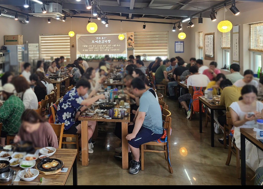 모메존감자탕 협재한림