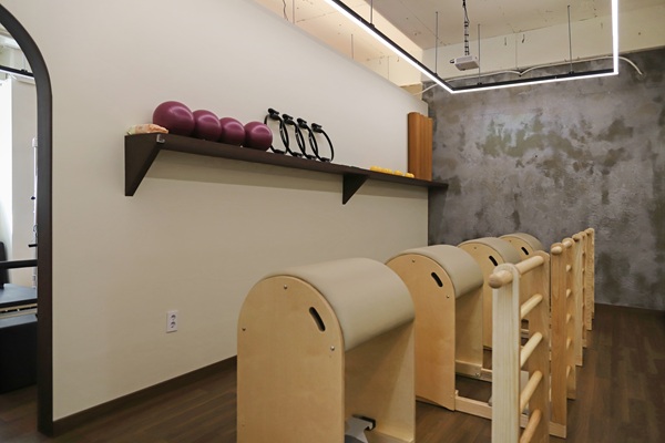 어무드필라테스 대표 이미지