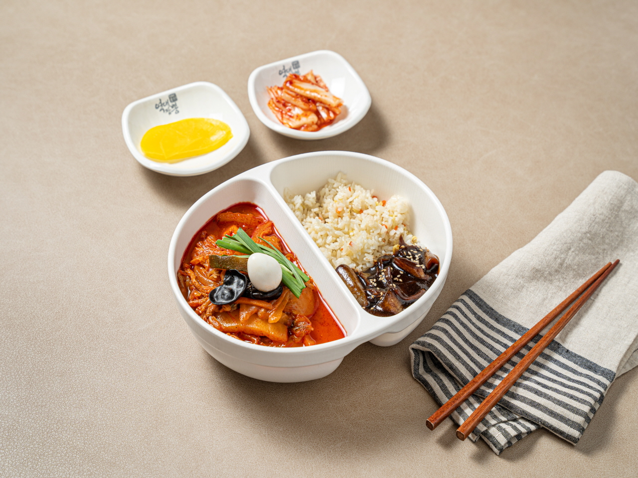 볶짬면