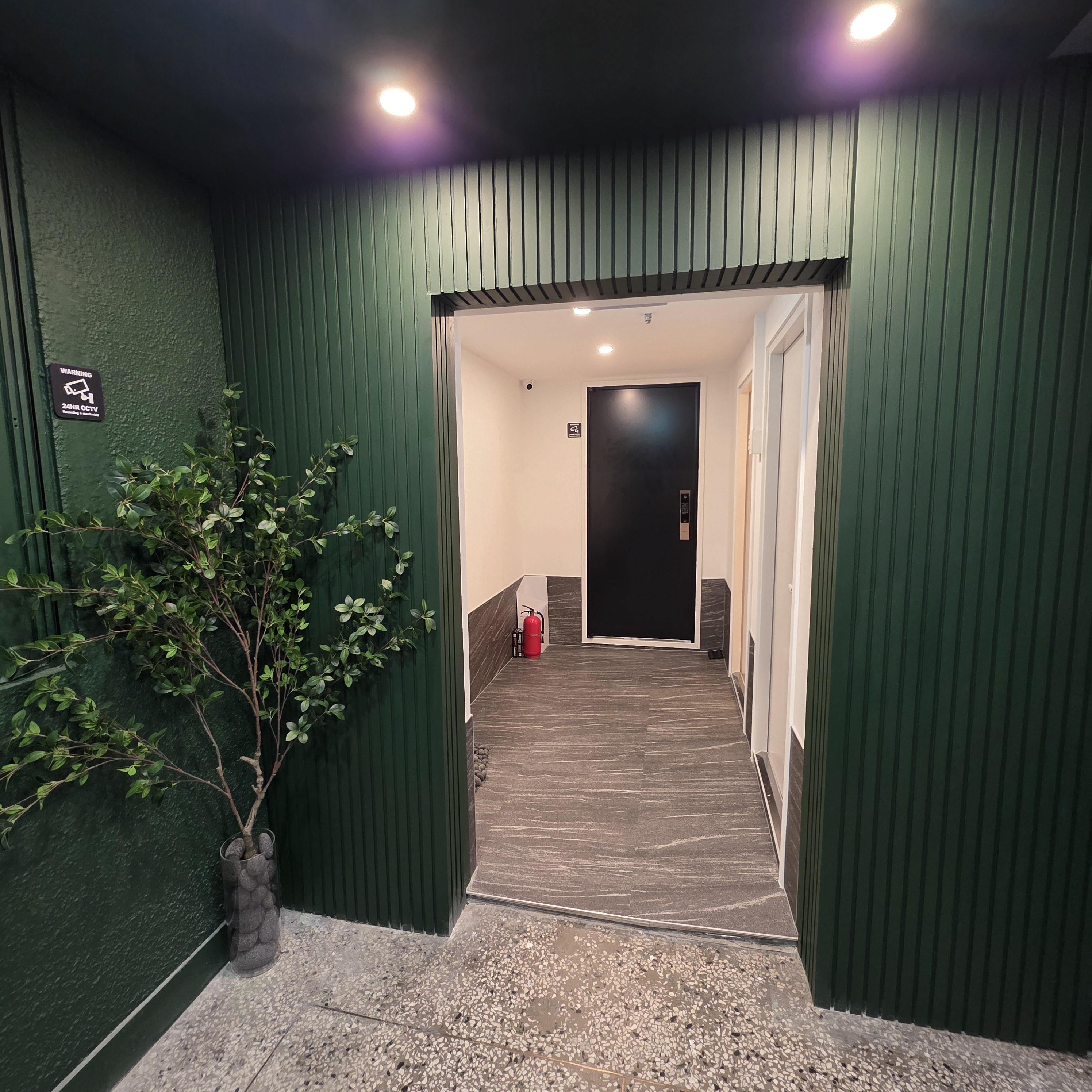 4번째 스튜디오 사진