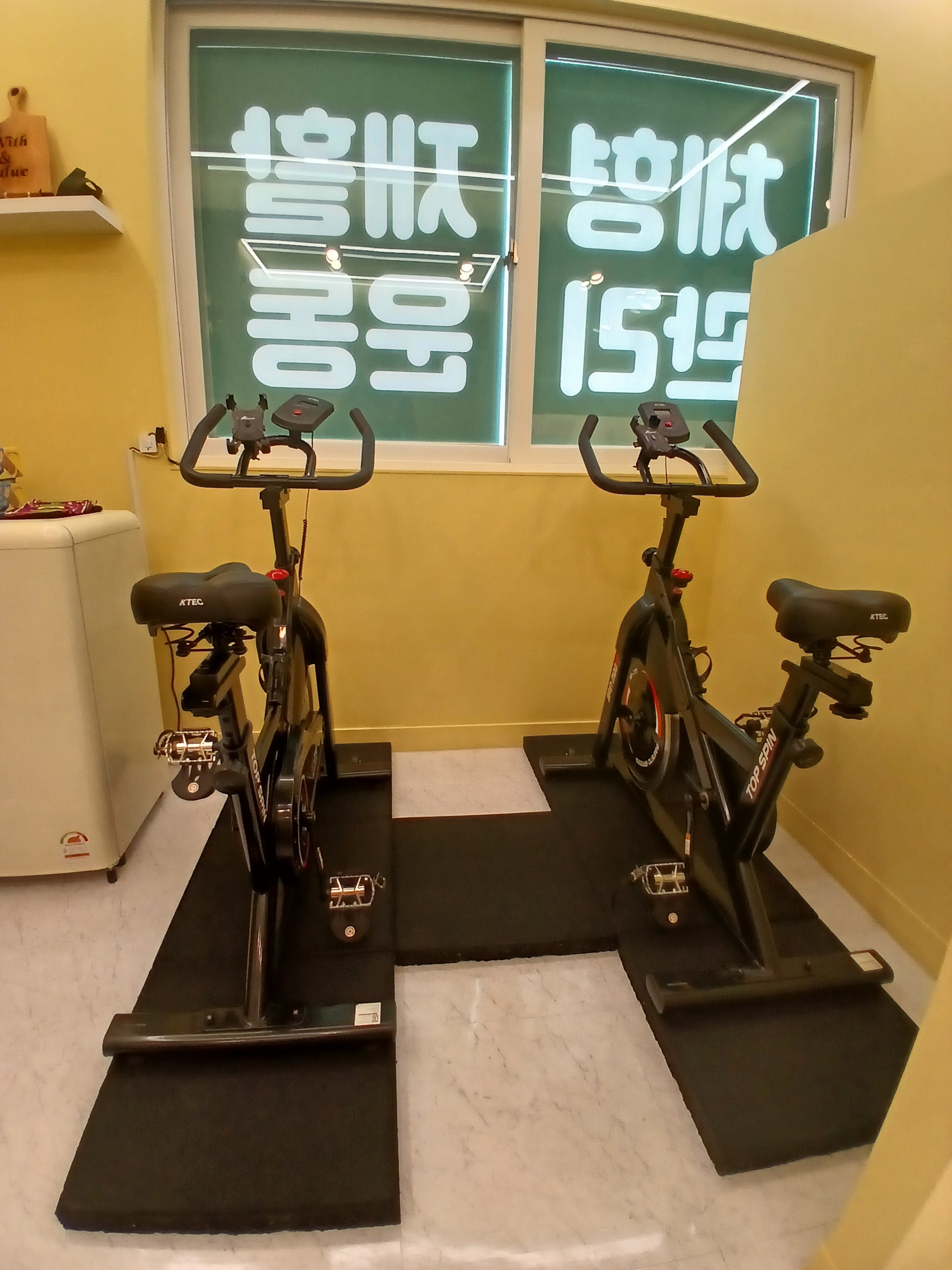 에이치더블유핏 대표 이미지