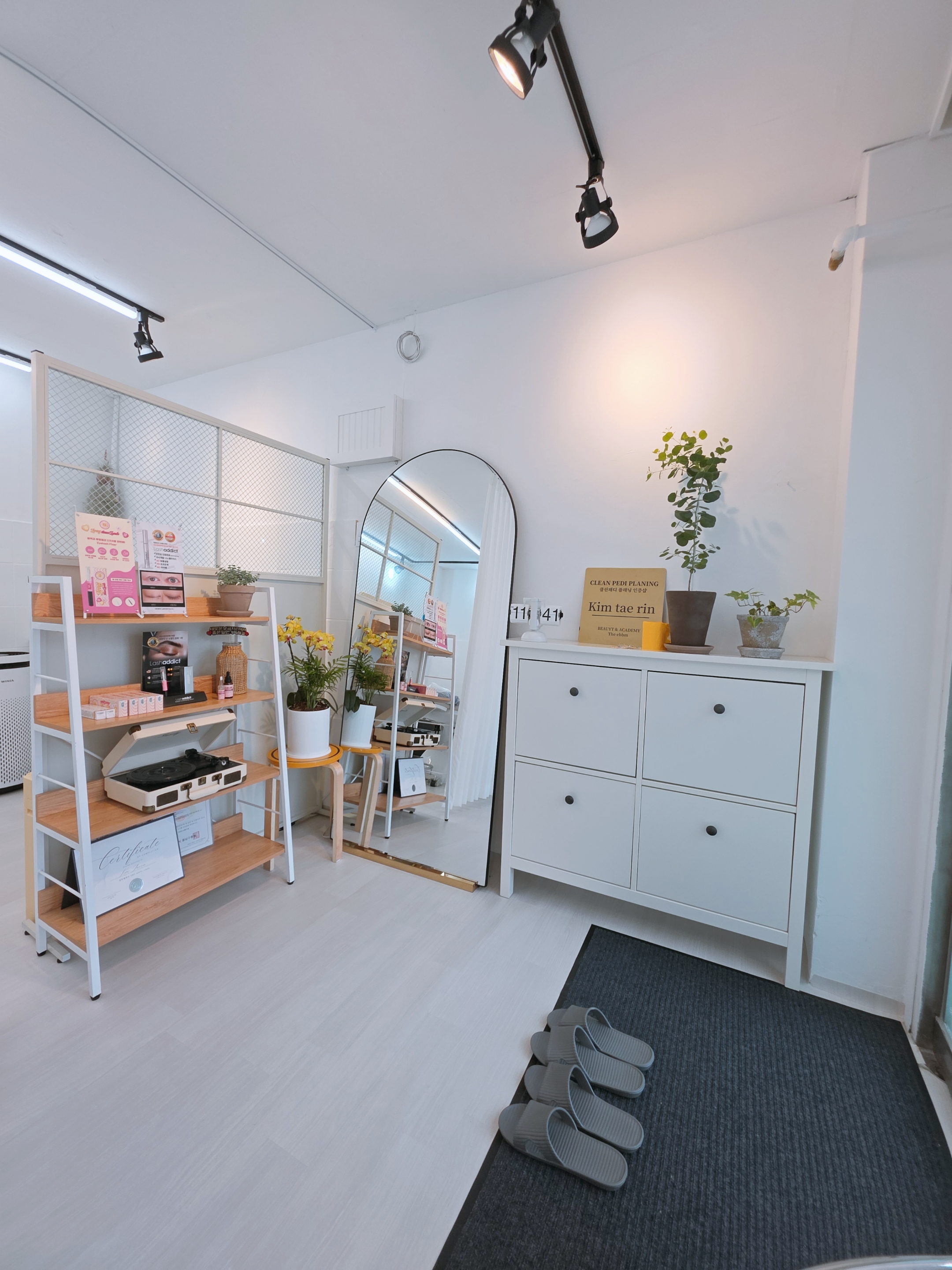 예쁨 대표 이미지