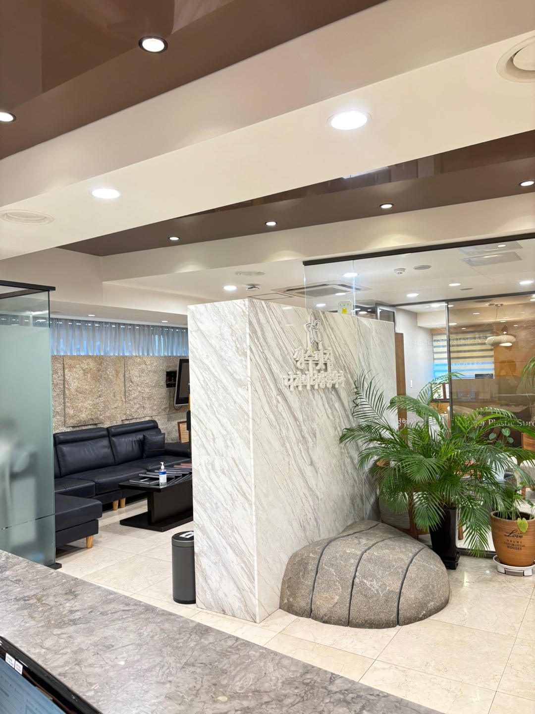 디자이너성형외과의원 대표 이미지