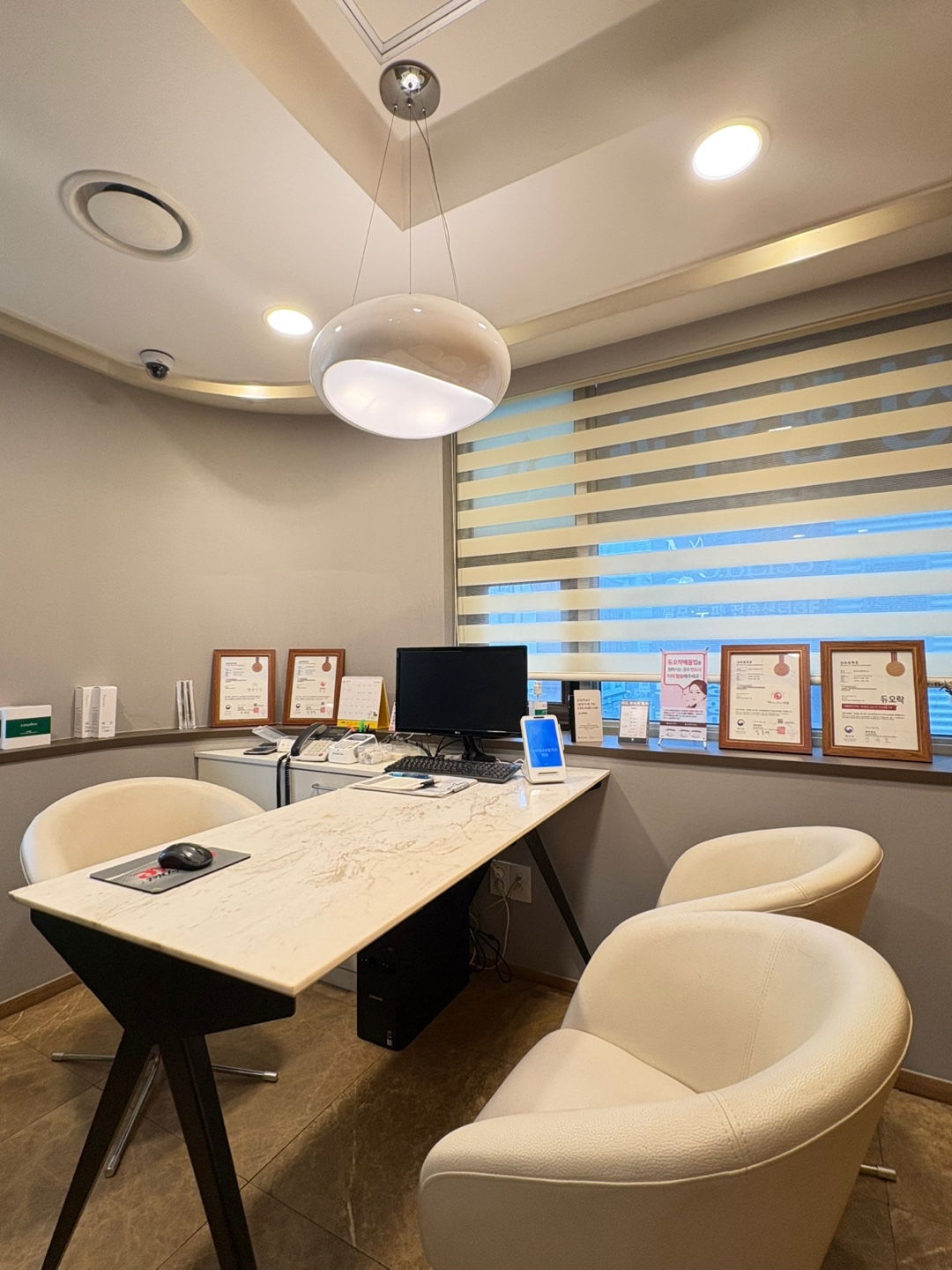 디자이너성형외과 대표 이미지