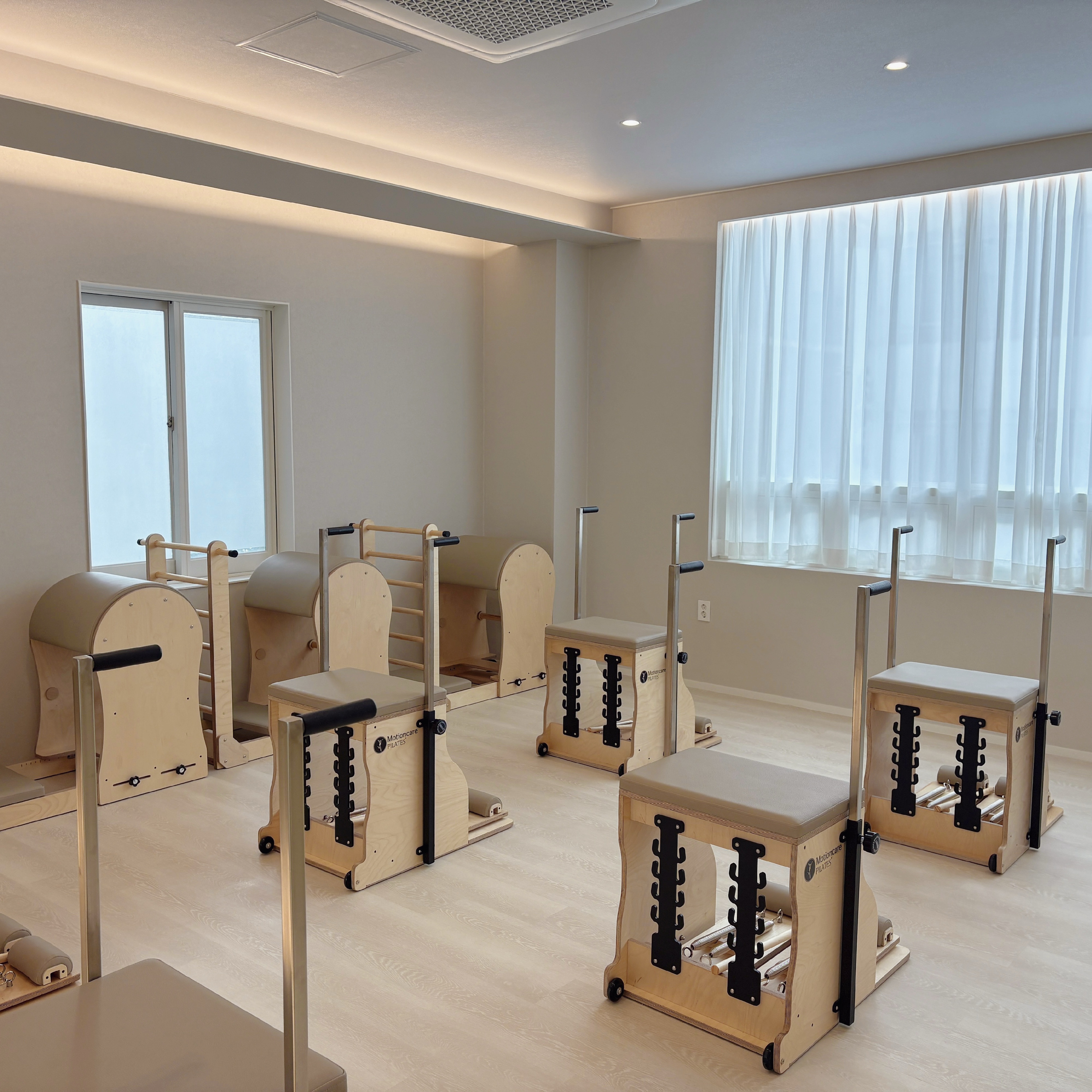 리움필라테스 수업 이미지