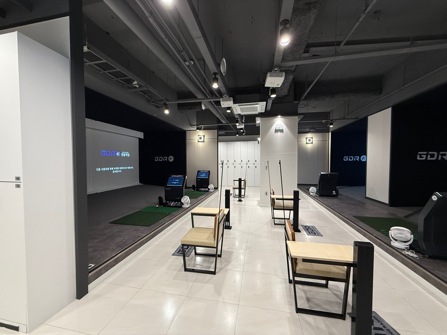 GDR아카데미 강동역점 대표 이미지