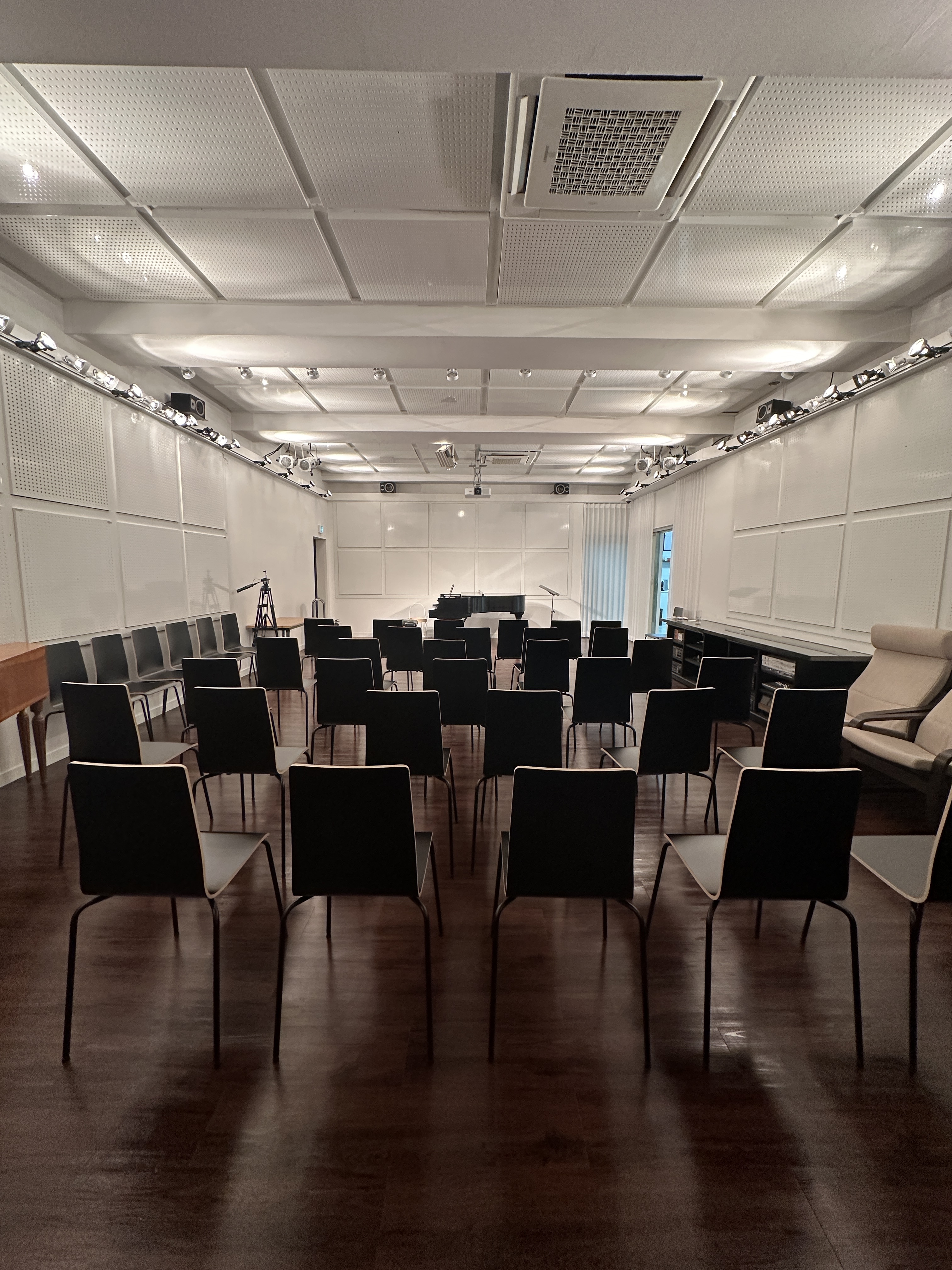 1번째 스튜디오 사진