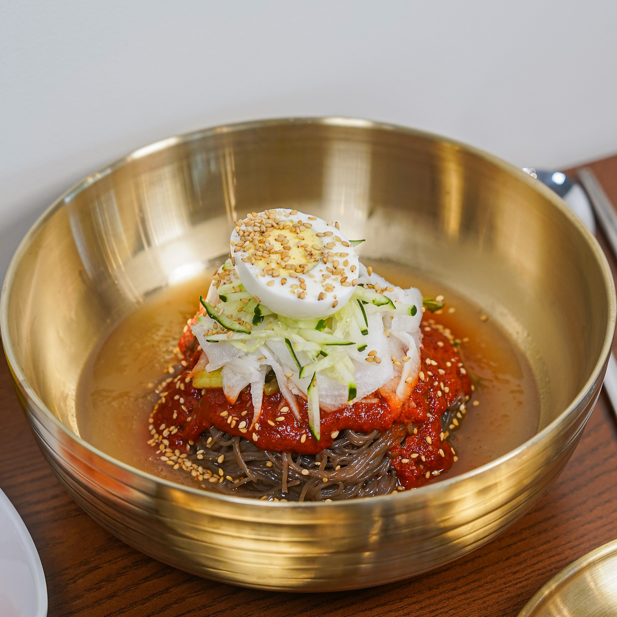 [매콤달콤] 비빔냉면