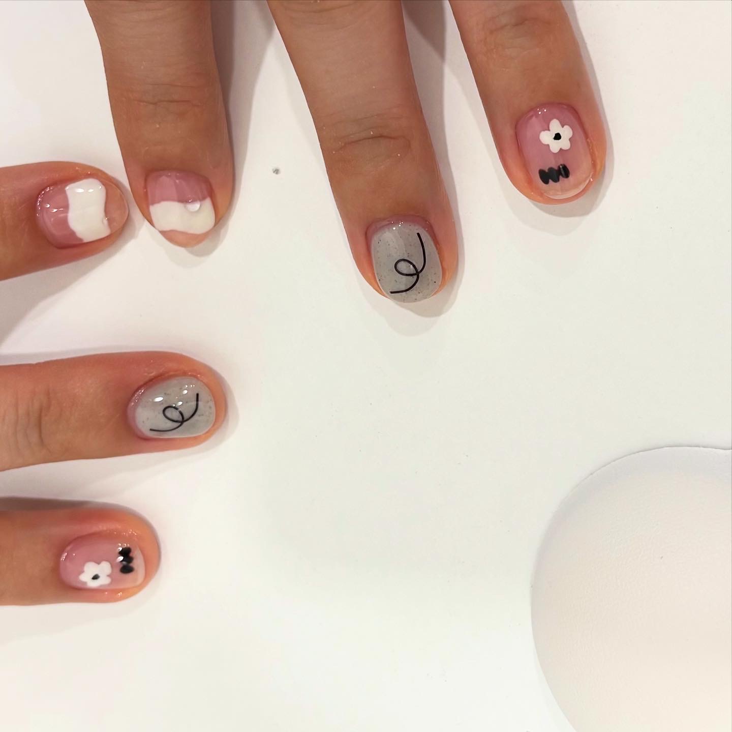 콜미바이유어네일 대표 이미지