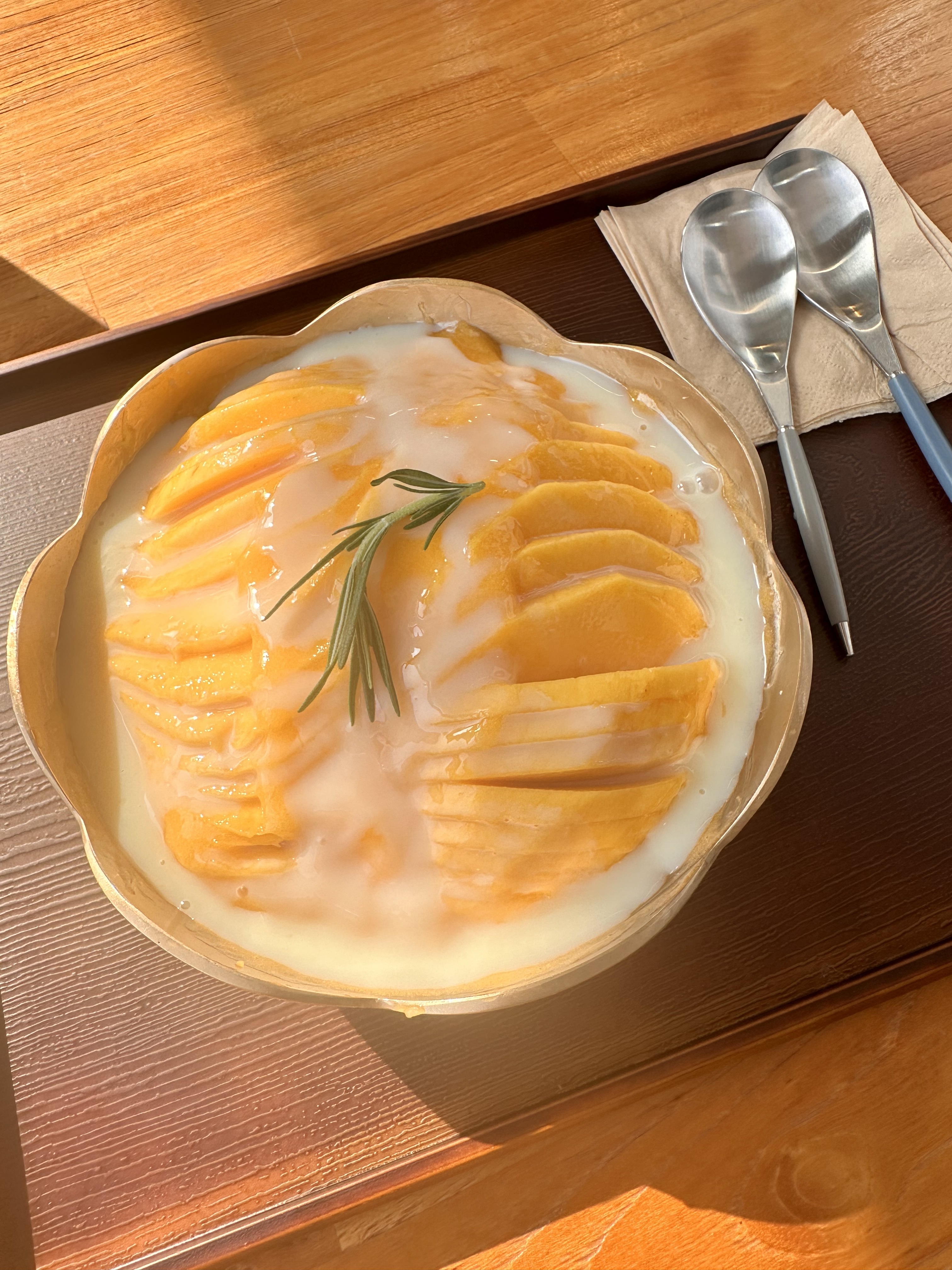 생망고 눈꽃빙수 ( 망고빙수 )