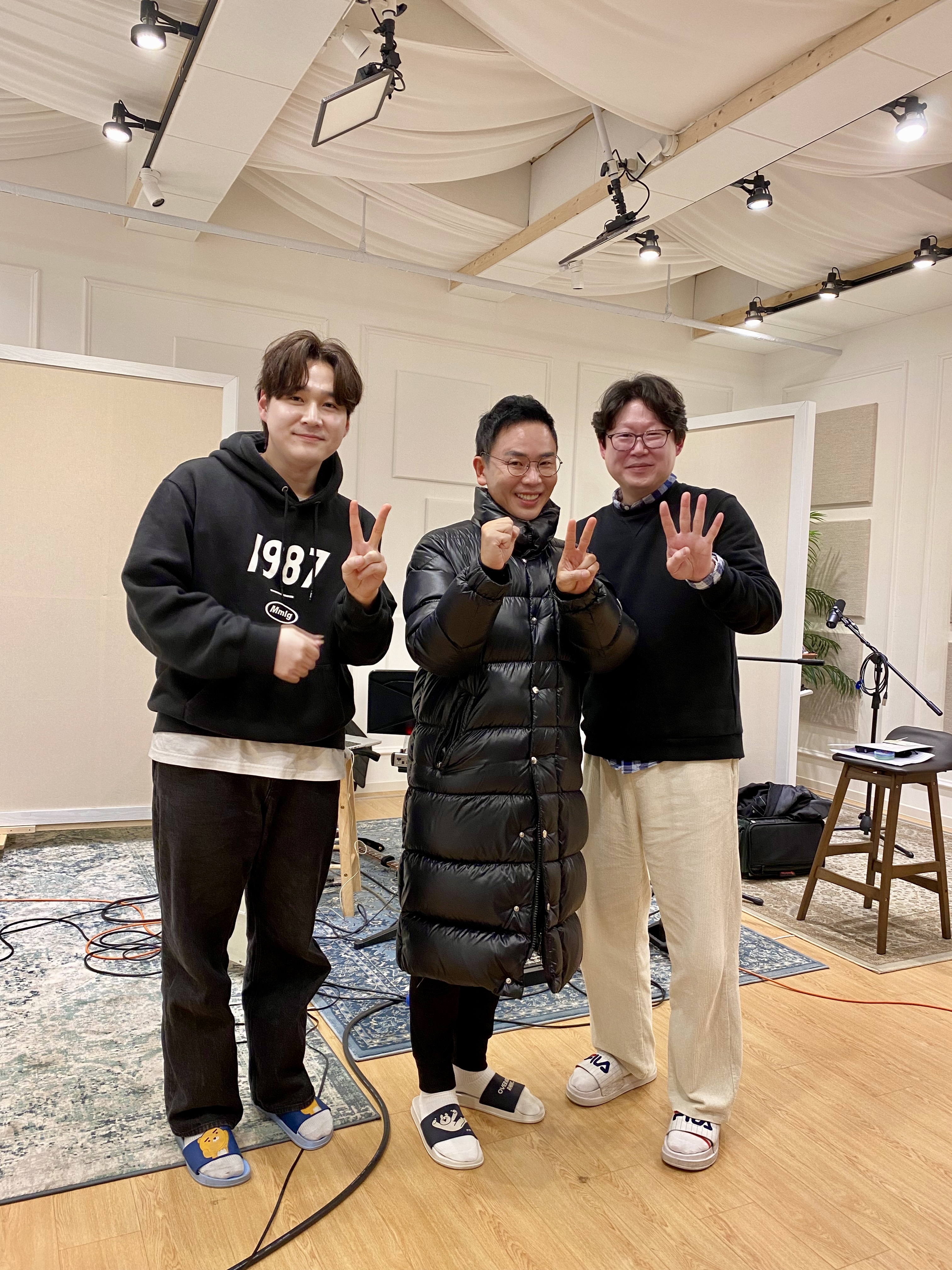 3번째 스튜디오 사진