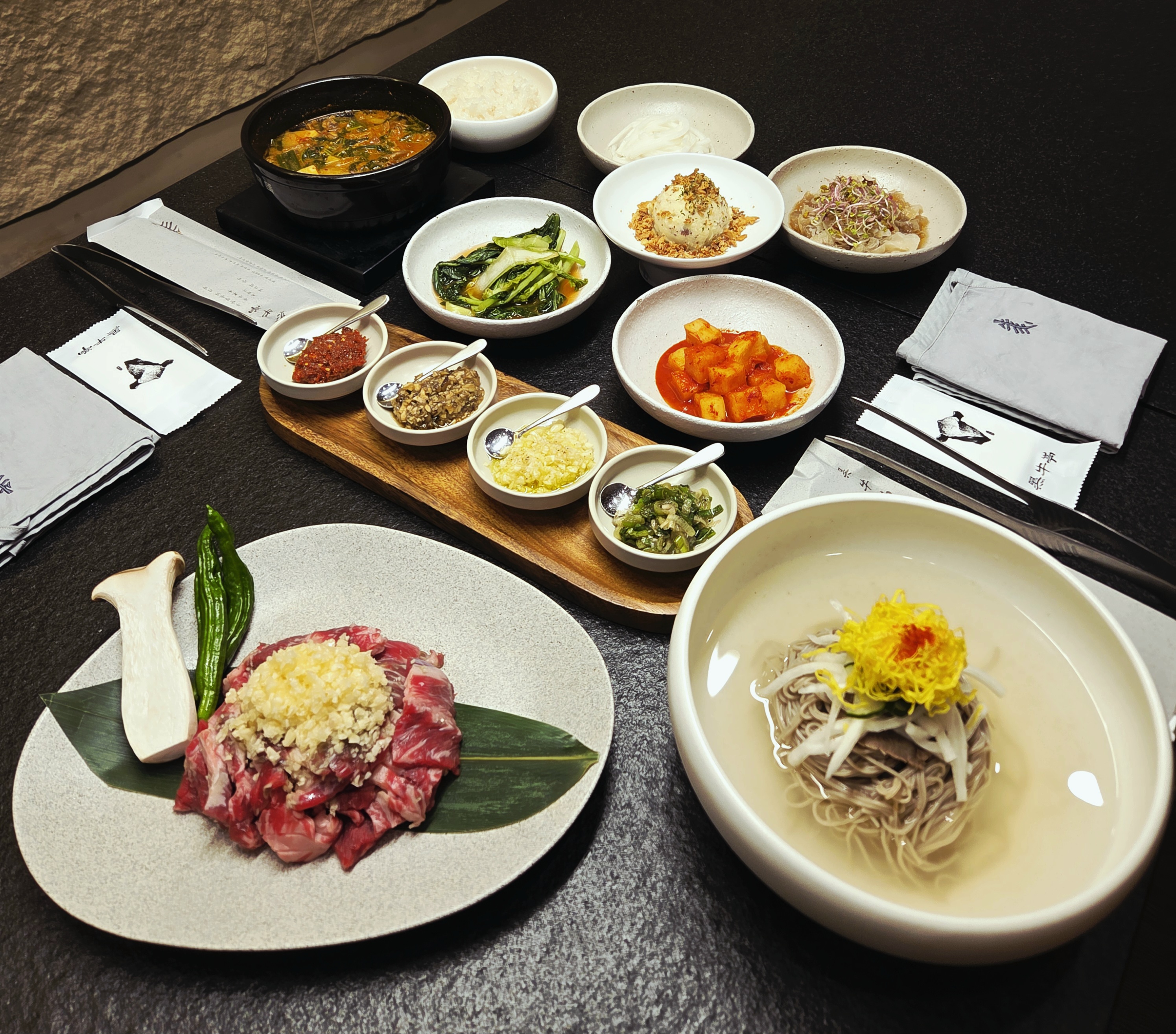 안동식 마늘 양념 소갈빗살 런치 정식