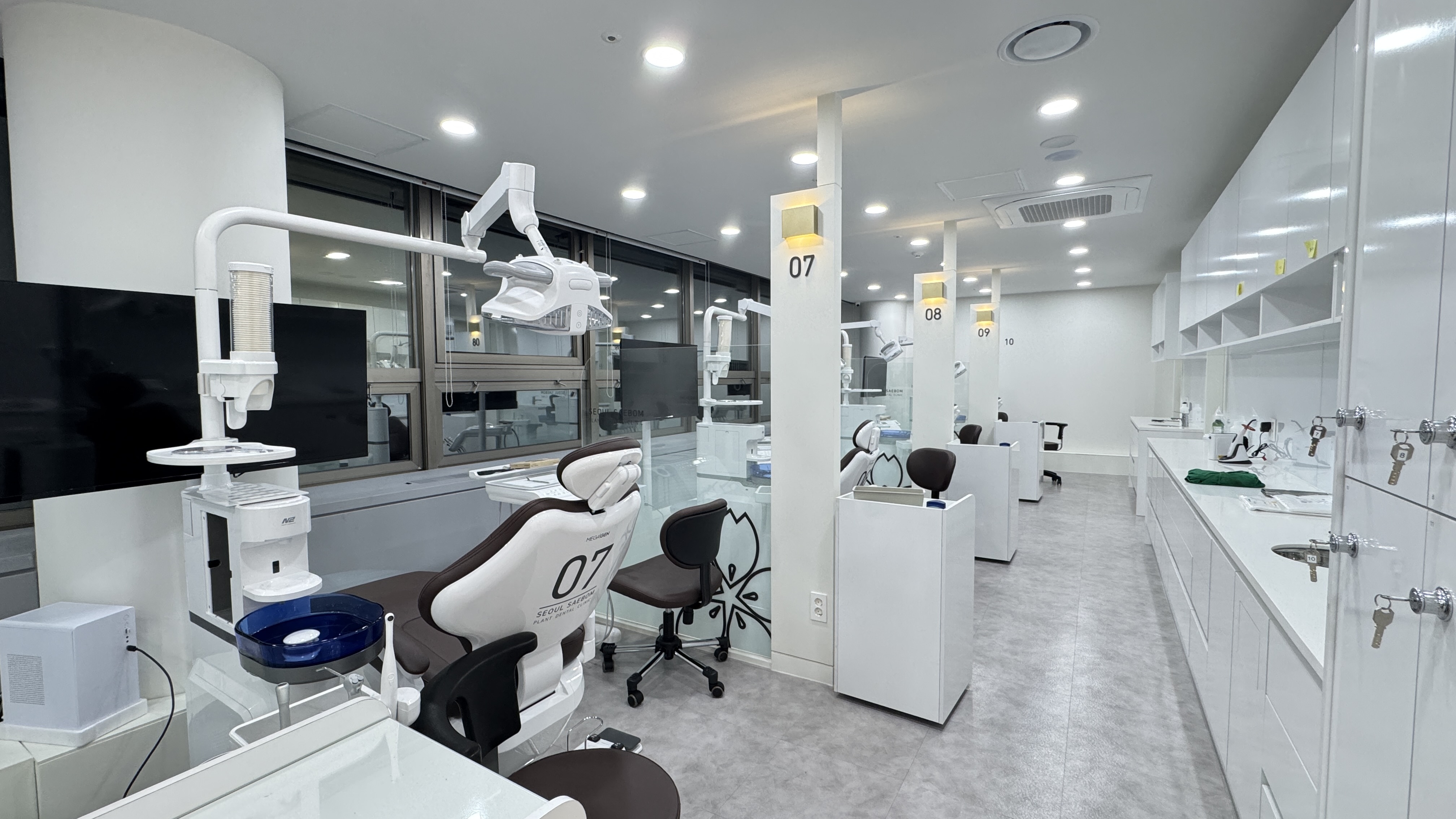 서울새봄플란트치과 대표 이미지