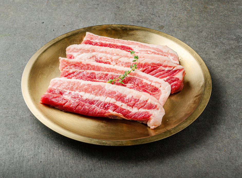 녹차먹인 삼겹살 (180G)