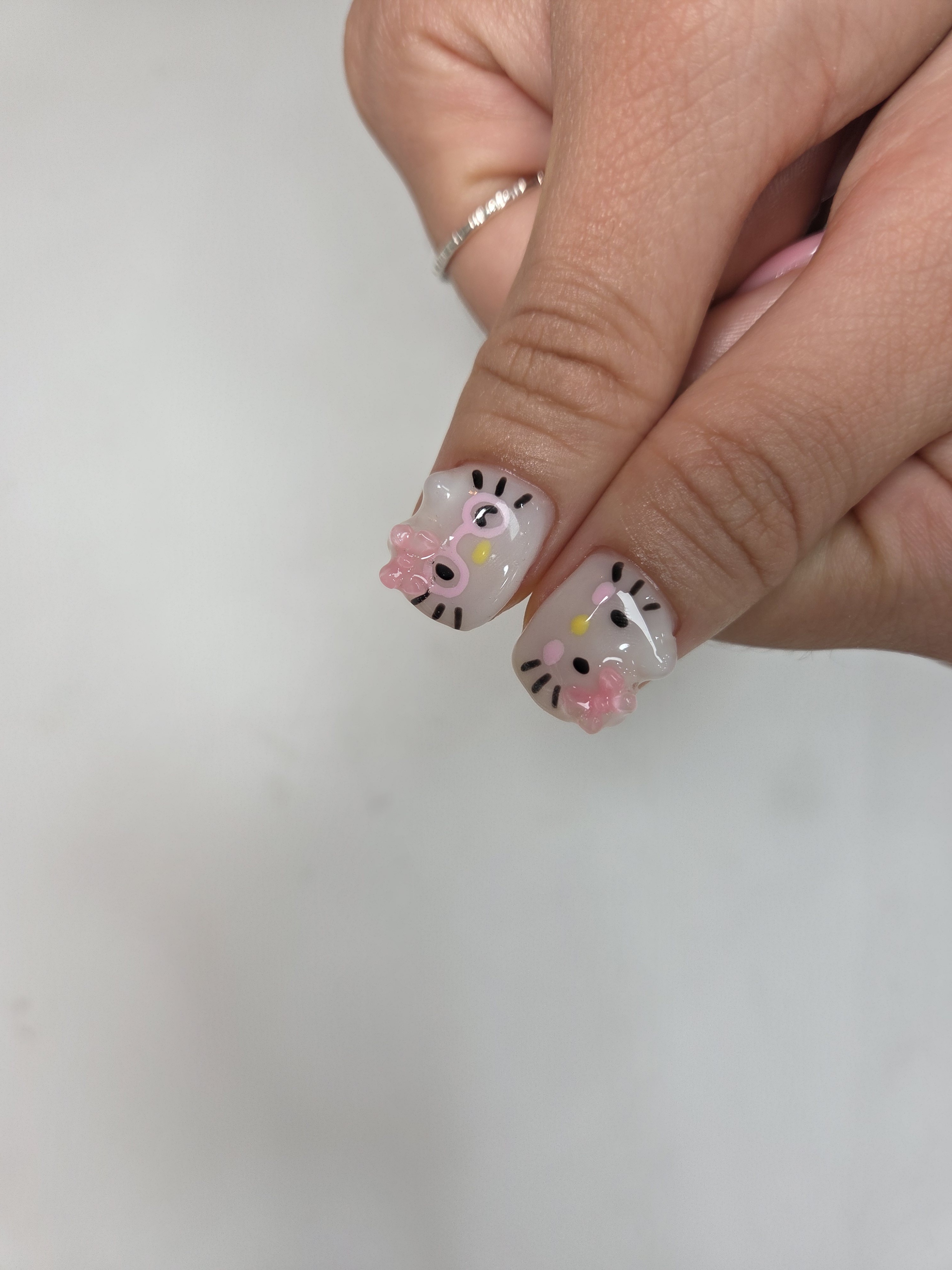 띵쏘네일&셀스테틱 대표 이미지