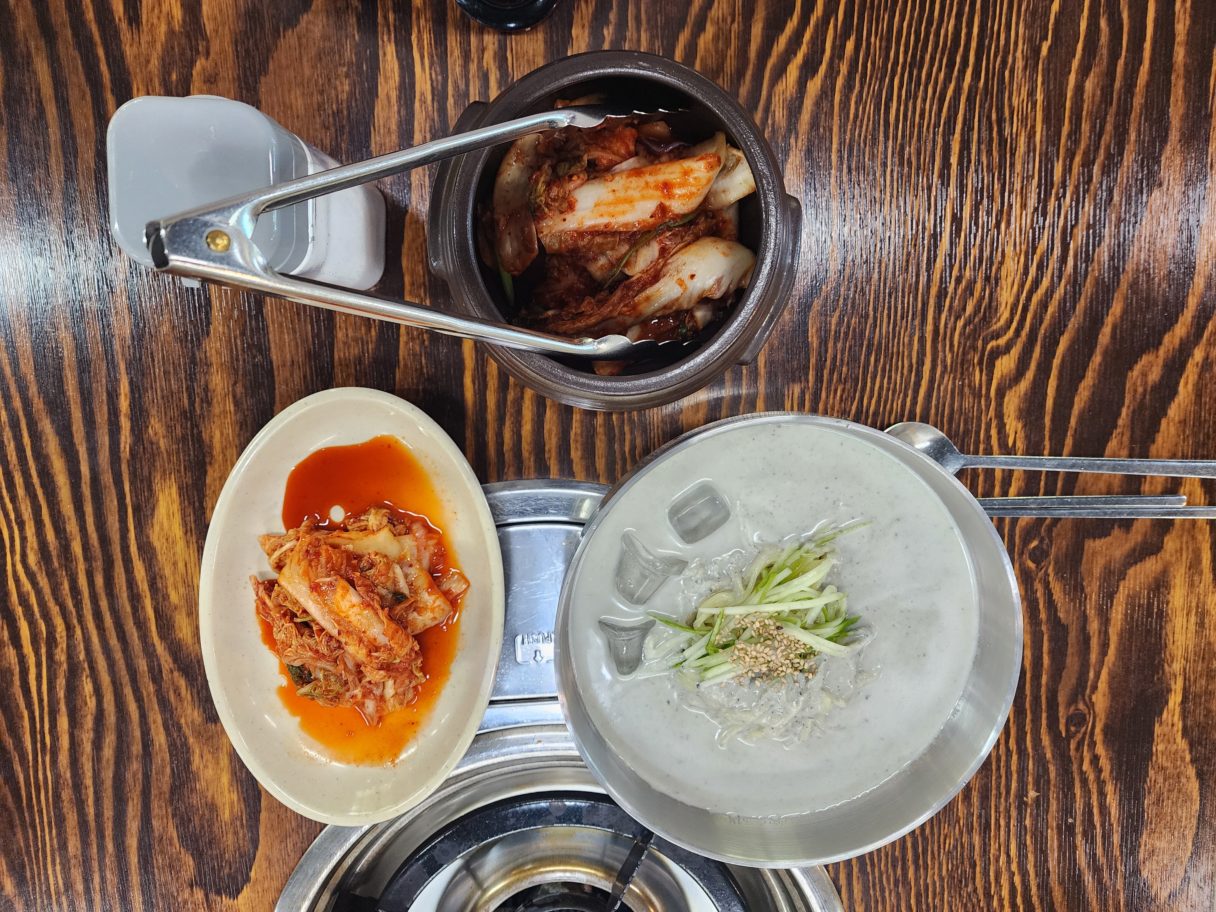 구좌리얼크니손칼국수 용곡점