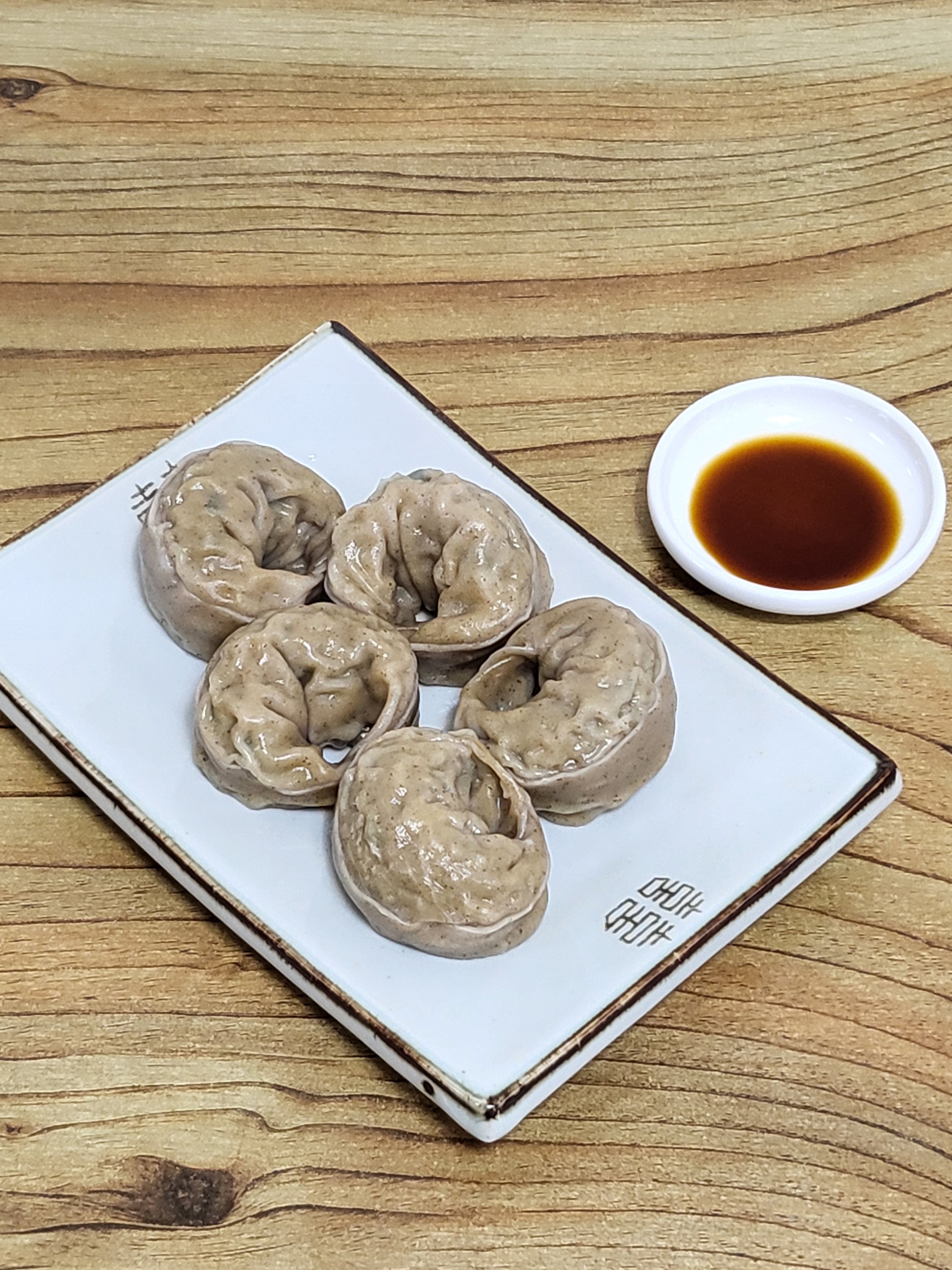 메밀왕만두