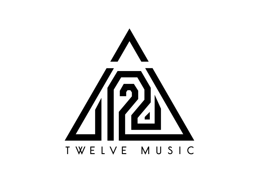 1번째 스튜디오 사진