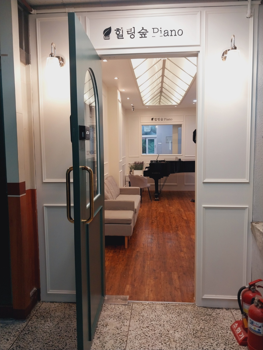 2번째 스튜디오 사진