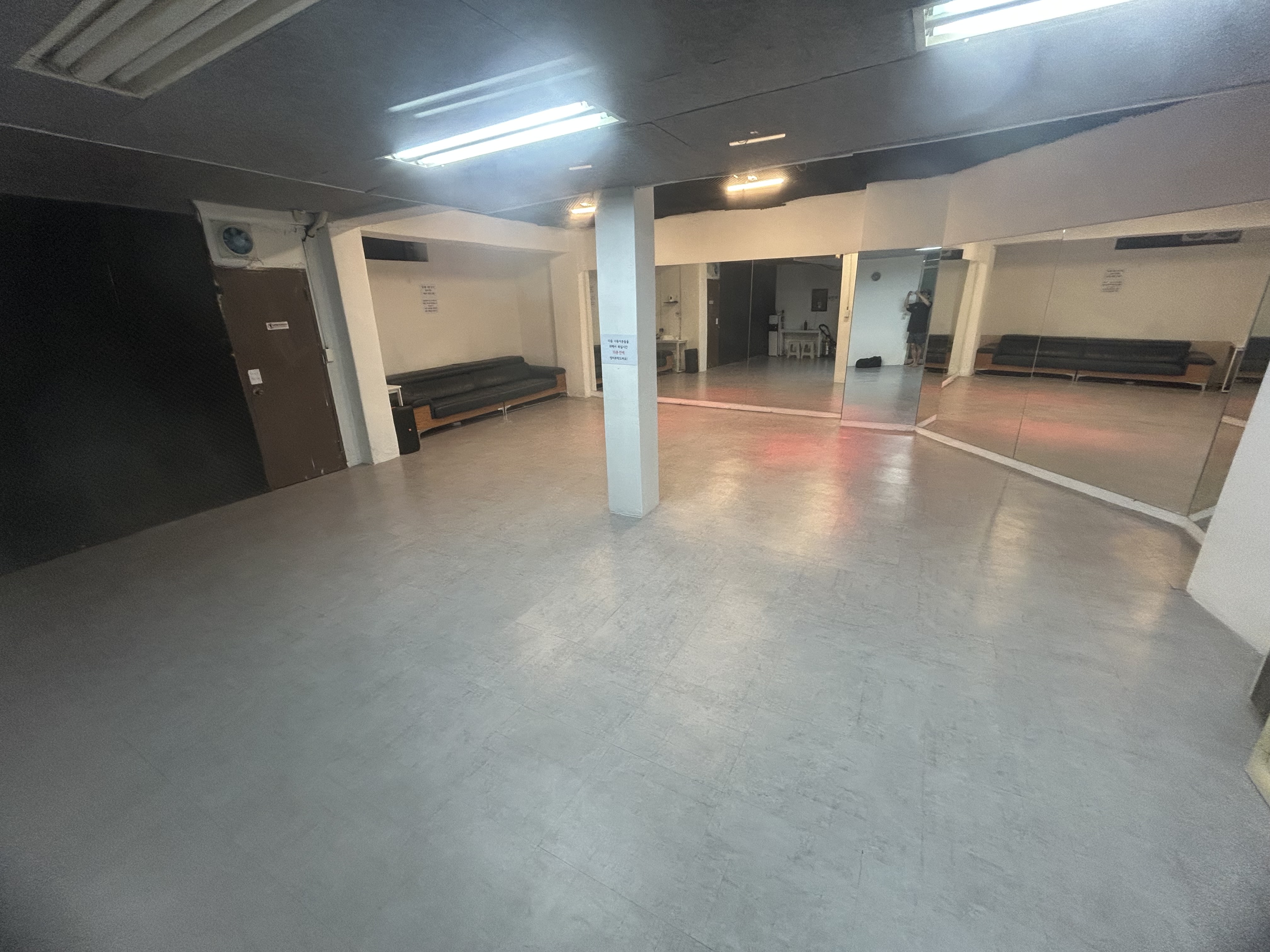 2번째 스튜디오 사진