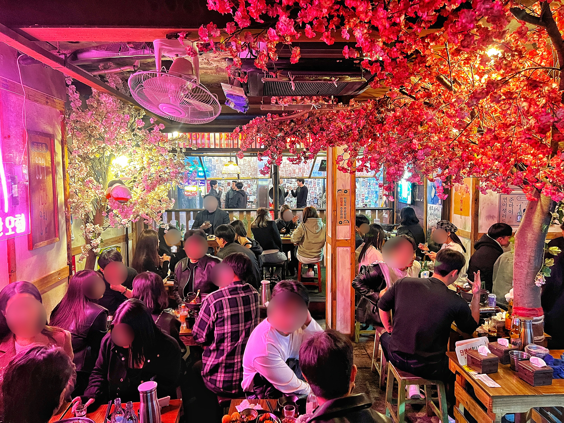 모모의기묘한모험