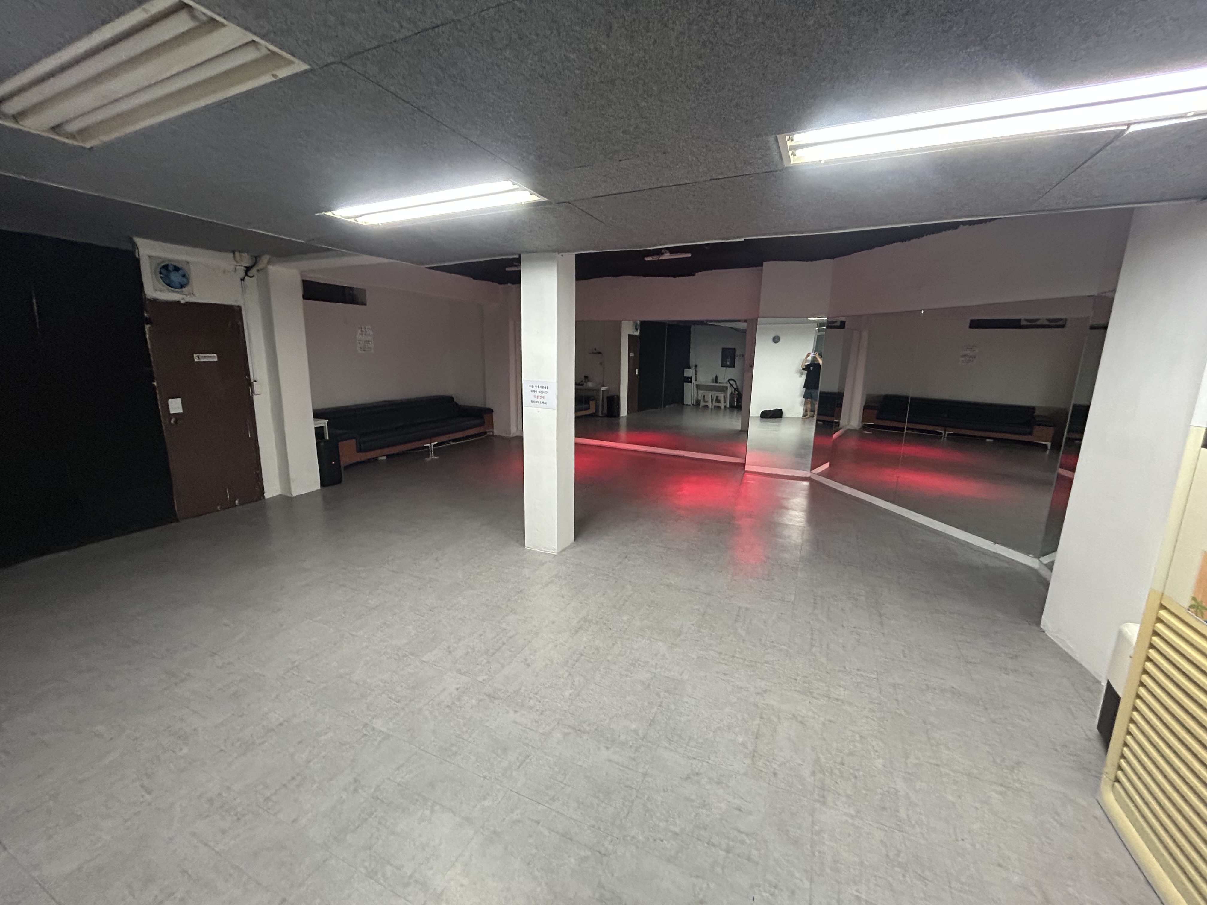 1번째 스튜디오 사진