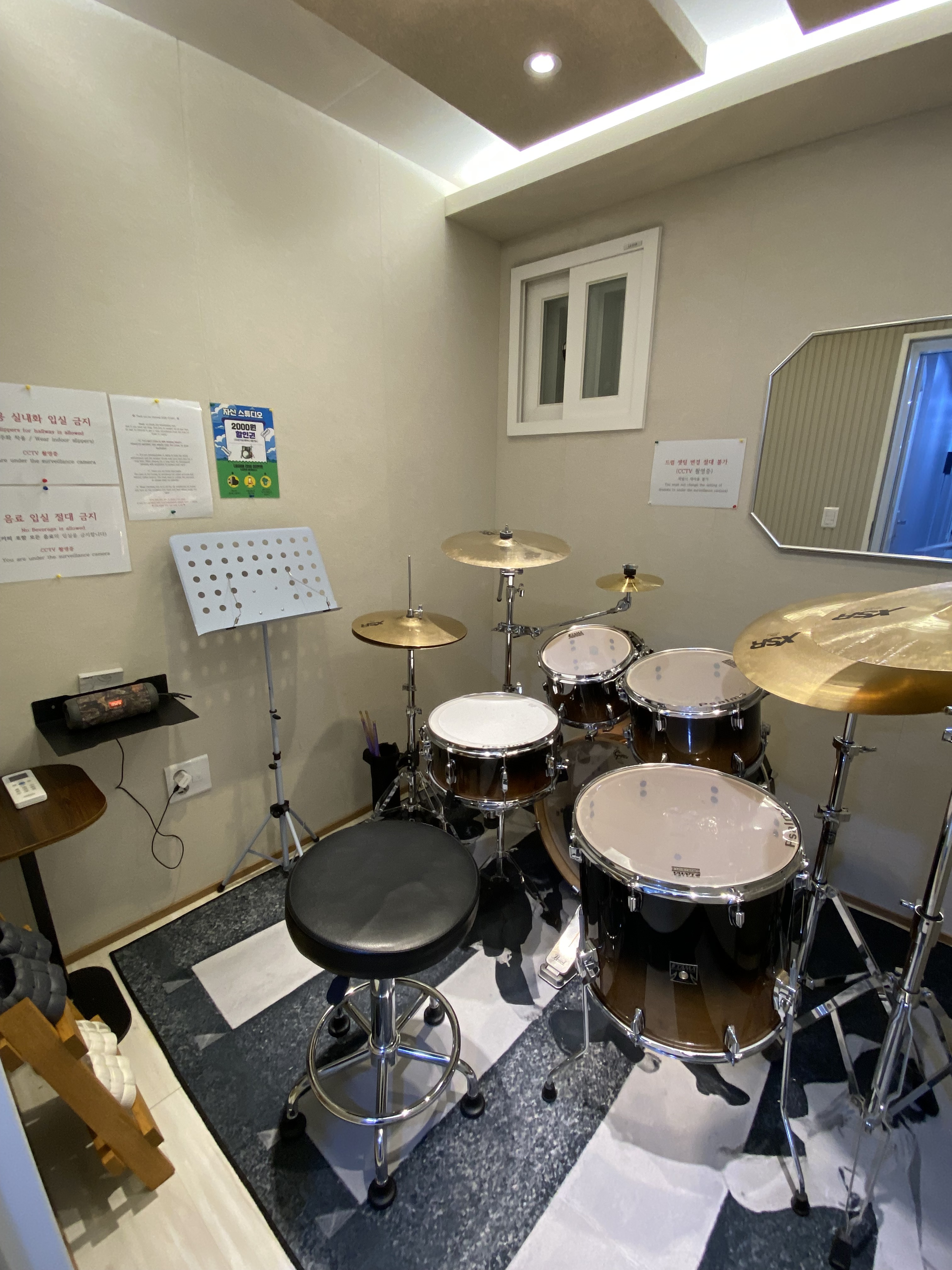 2번째 스튜디오 사진