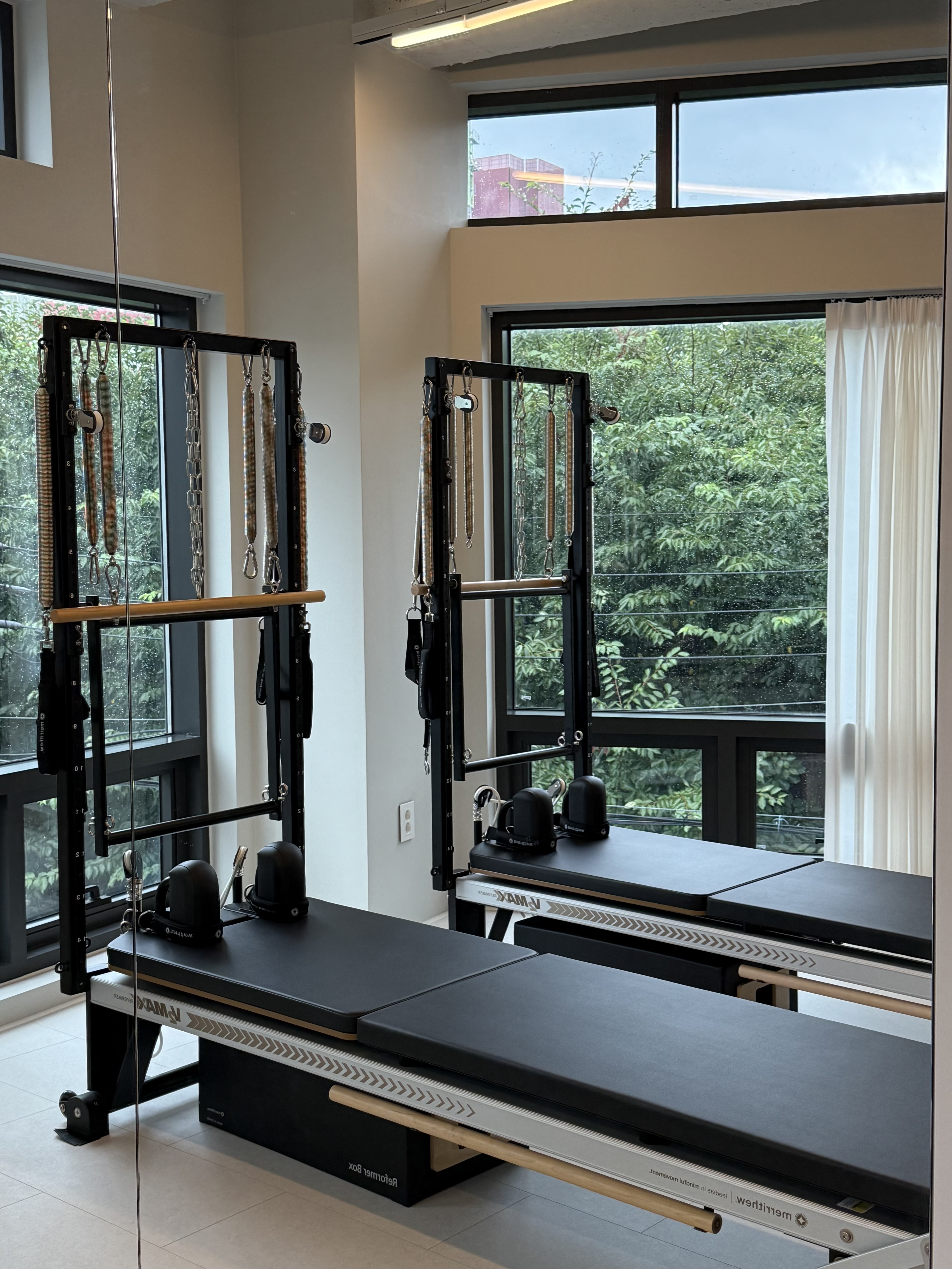 플로아 필라테스 스튜디오 대표 이미지