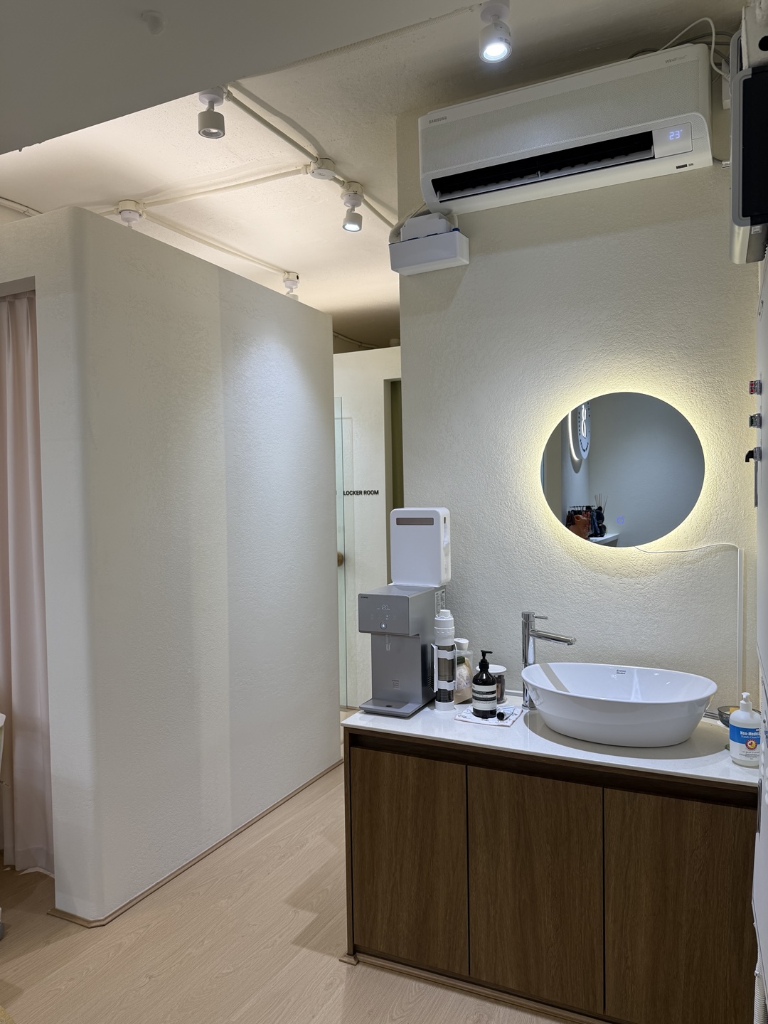 비비비필라테스 아현 대표 이미지