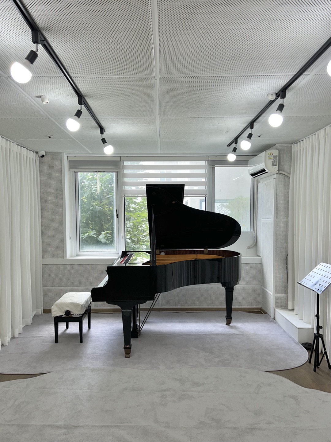 2번째 스튜디오 사진