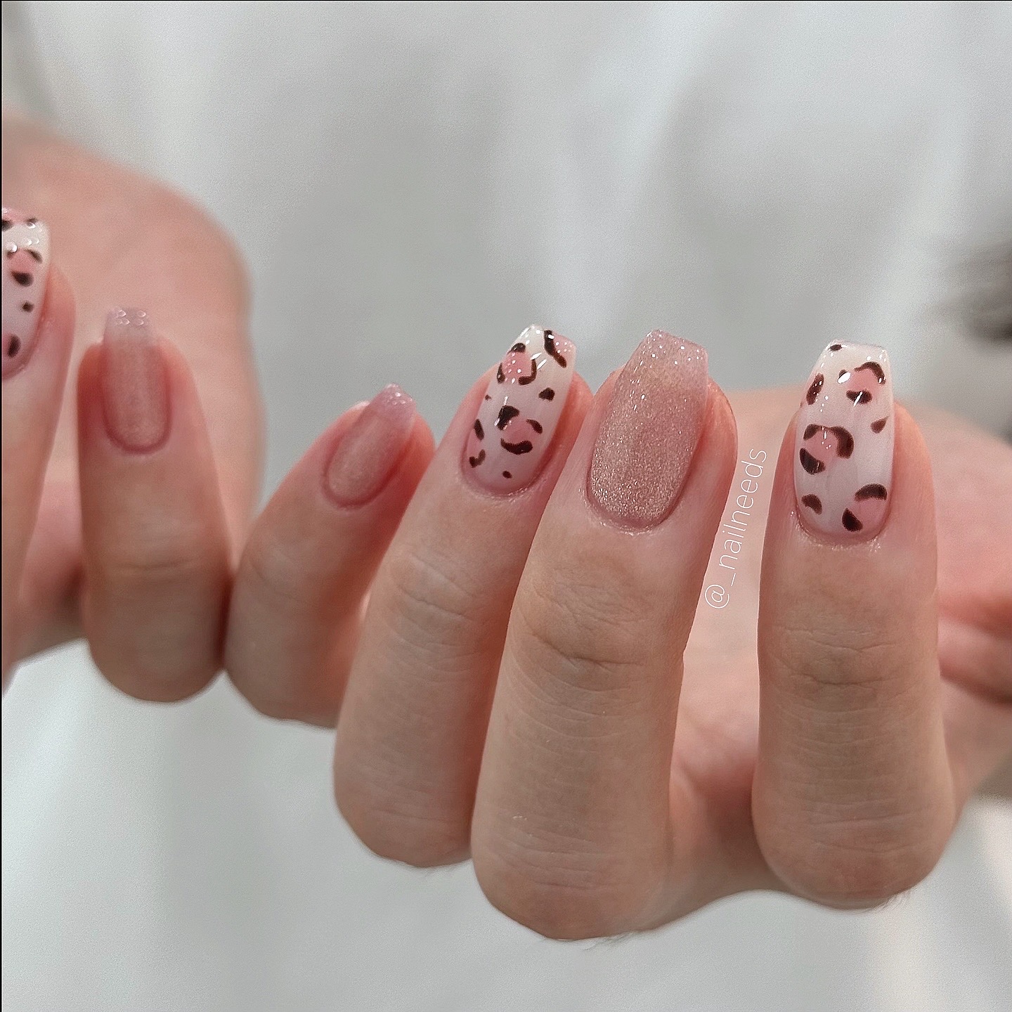 네일니즈 대표 이미지