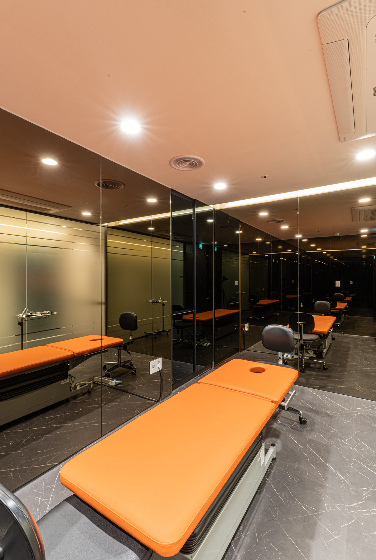 압구정 맘모스헤어라인의원 대표 이미지