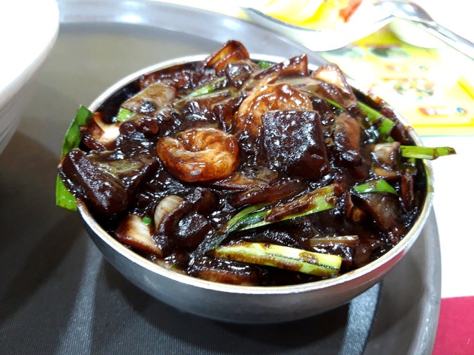 해물 듬뿍 삼선 간짜장