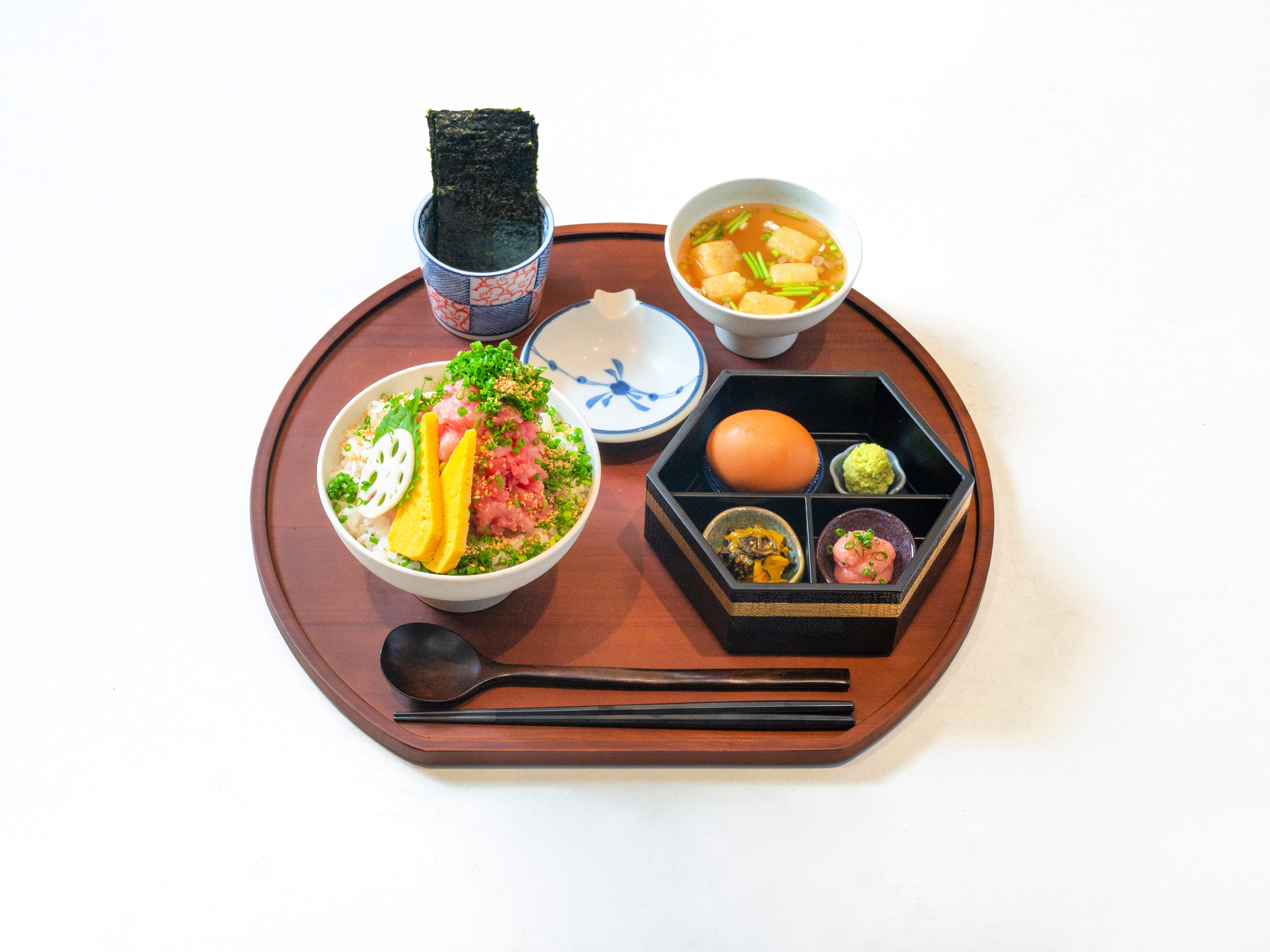 산더미네기토로동