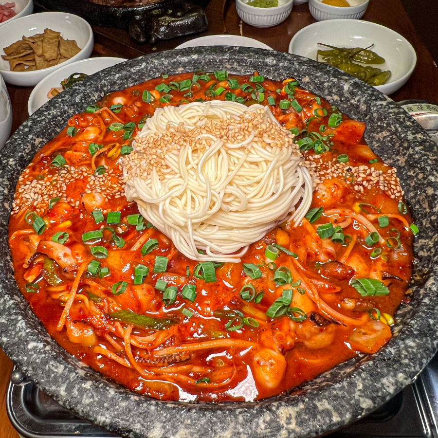 유달칼낙지볶음