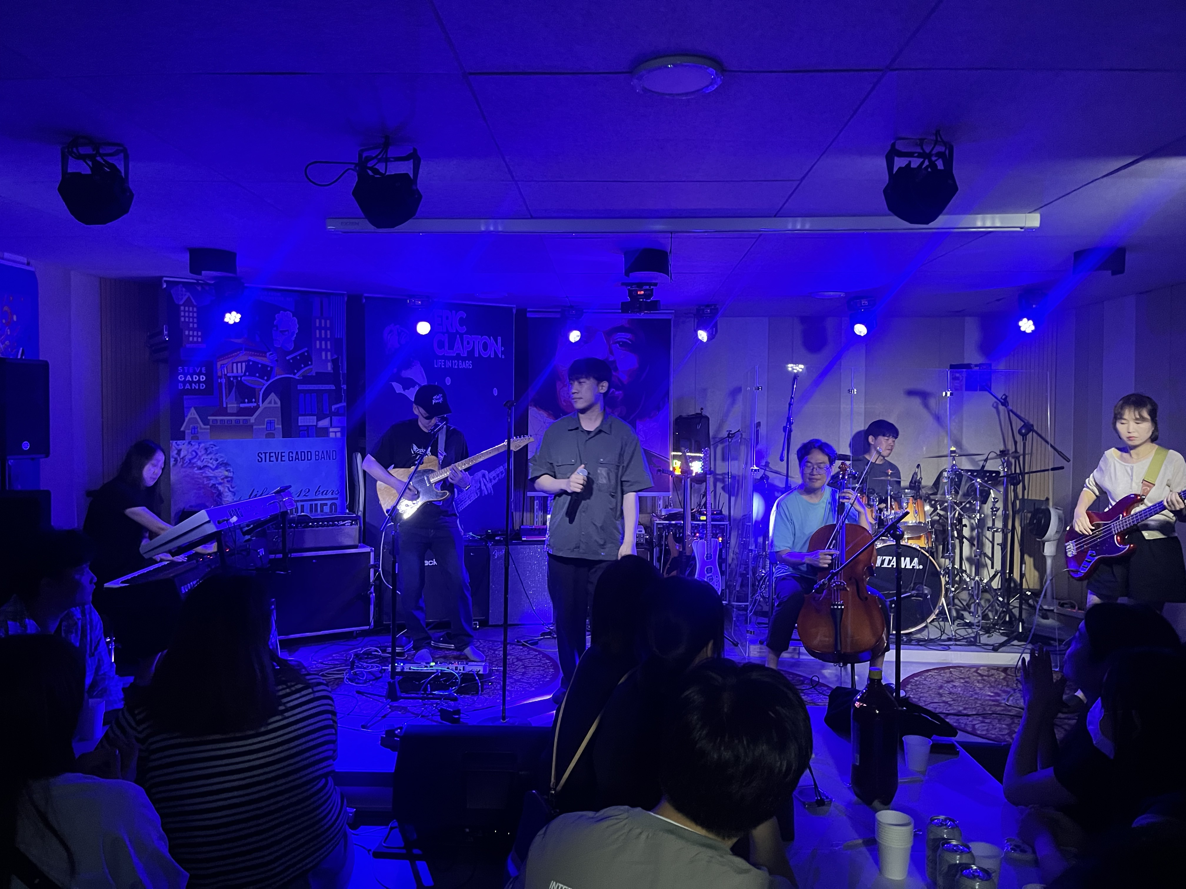 1번째 스튜디오 사진