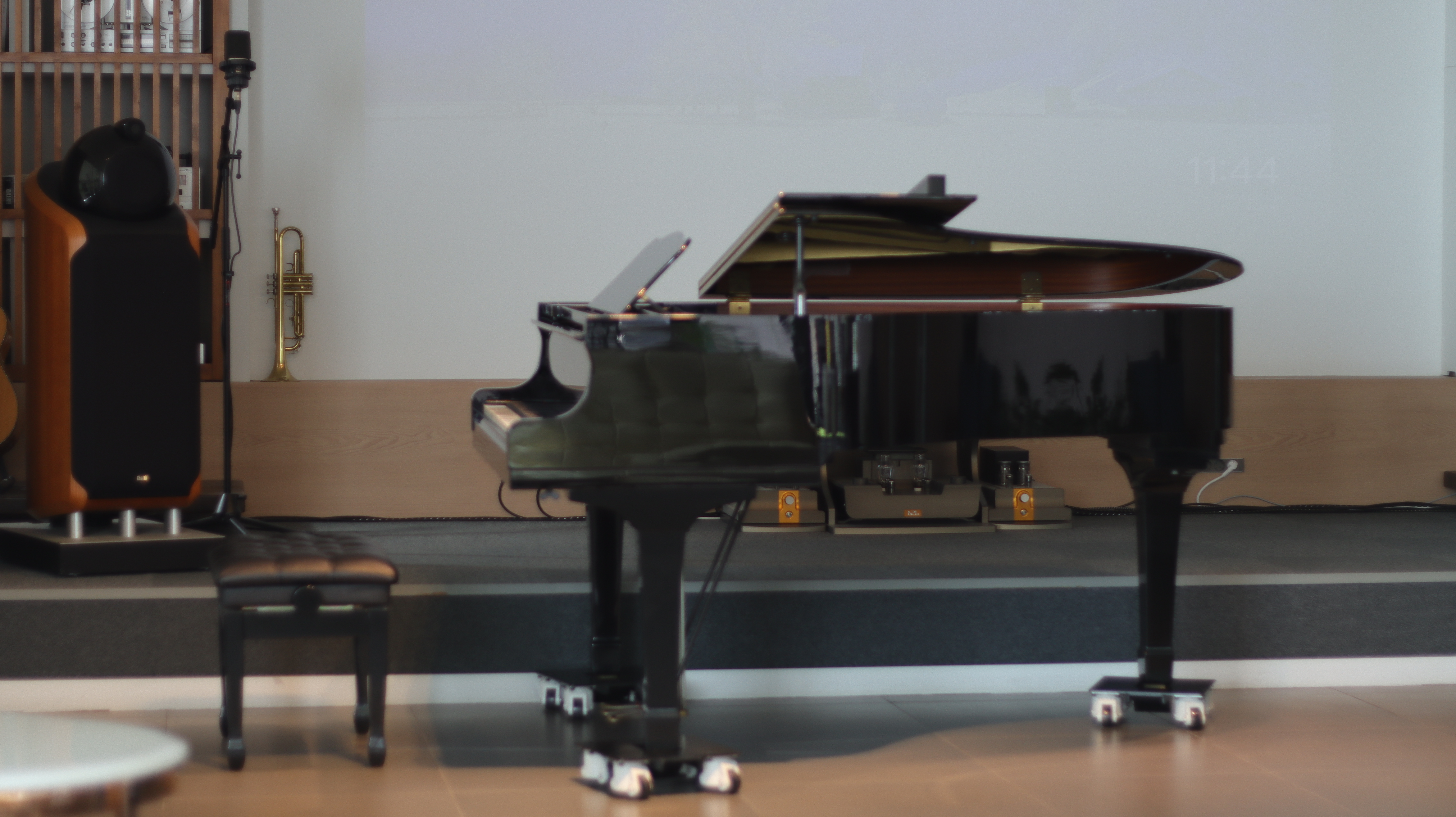 1번째 스튜디오 사진