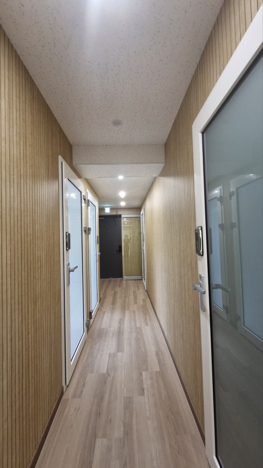 3번째 스튜디오 사진