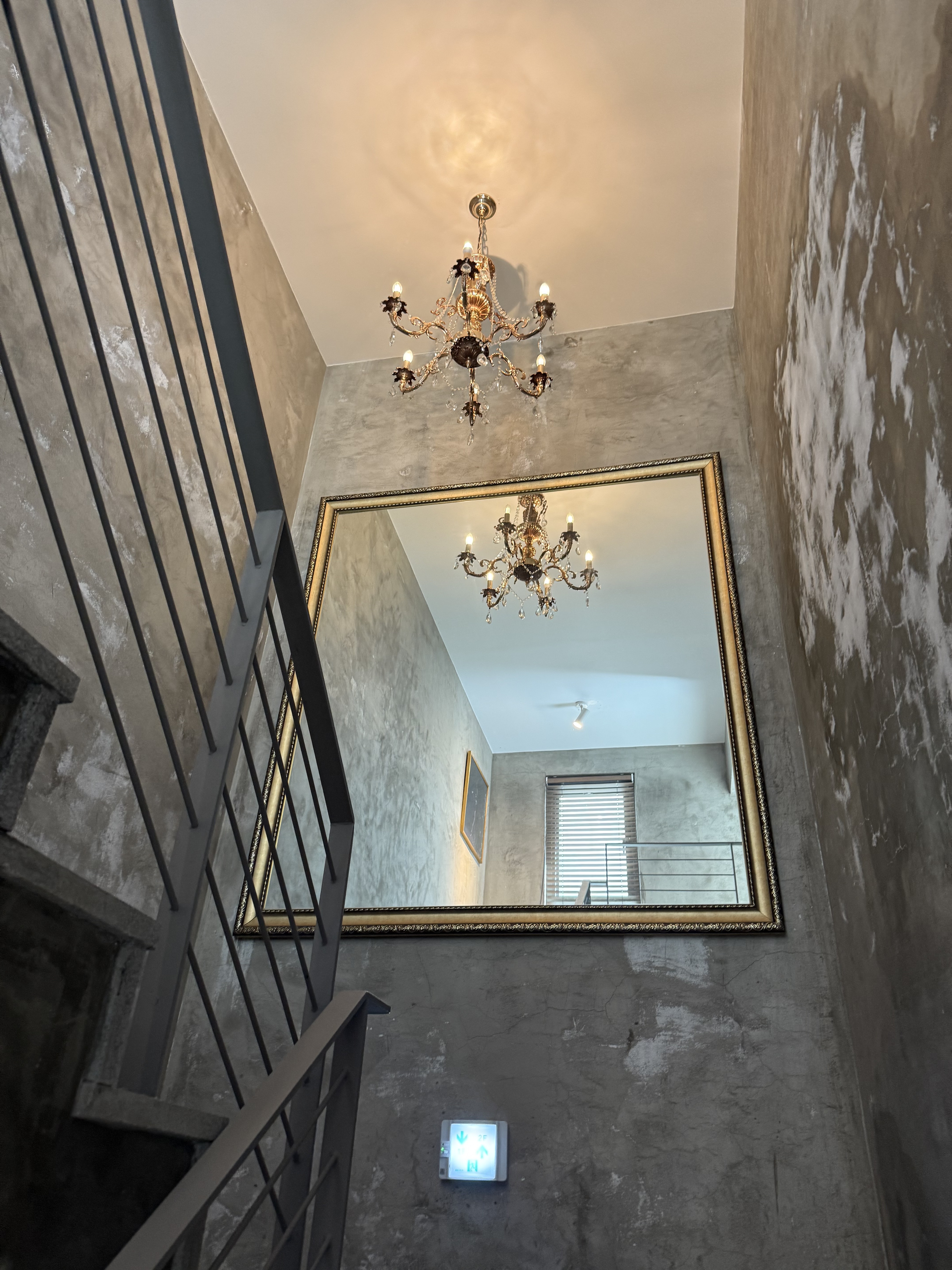 퍼스트 요가 홍대 대표 이미지