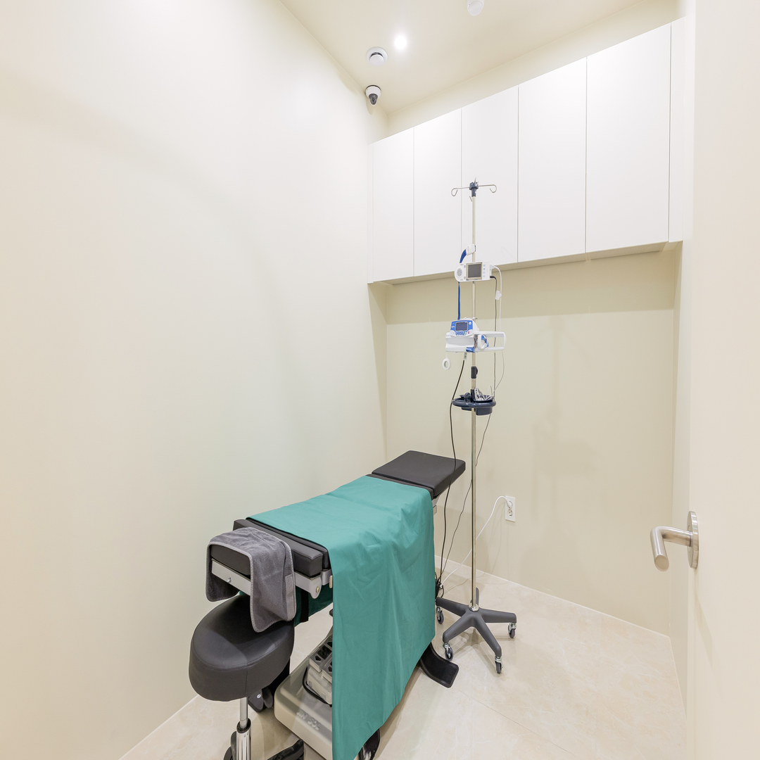 우리성형외과 대표 이미지